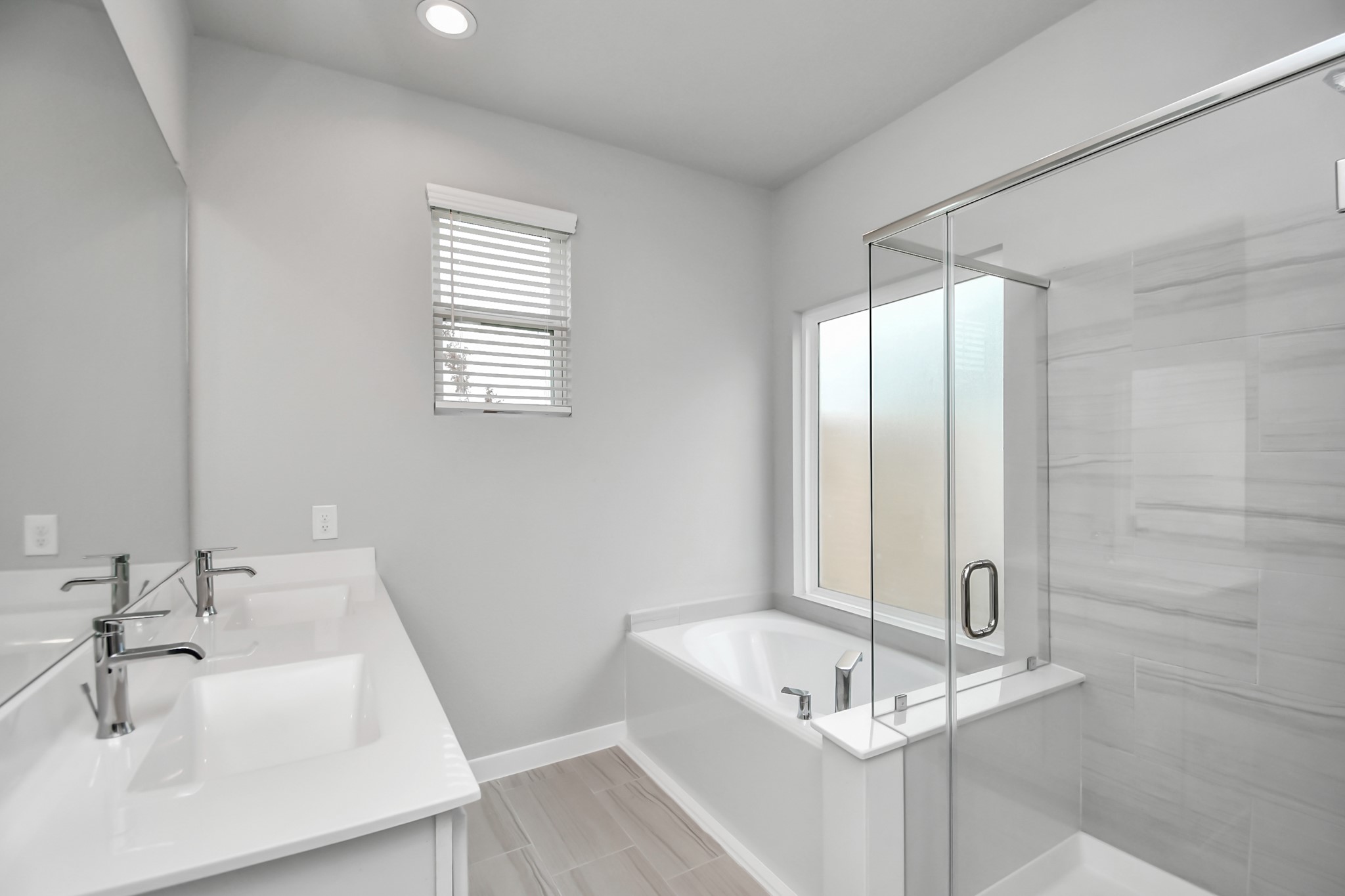 18554 Athena Flower Drive Property Photo 16