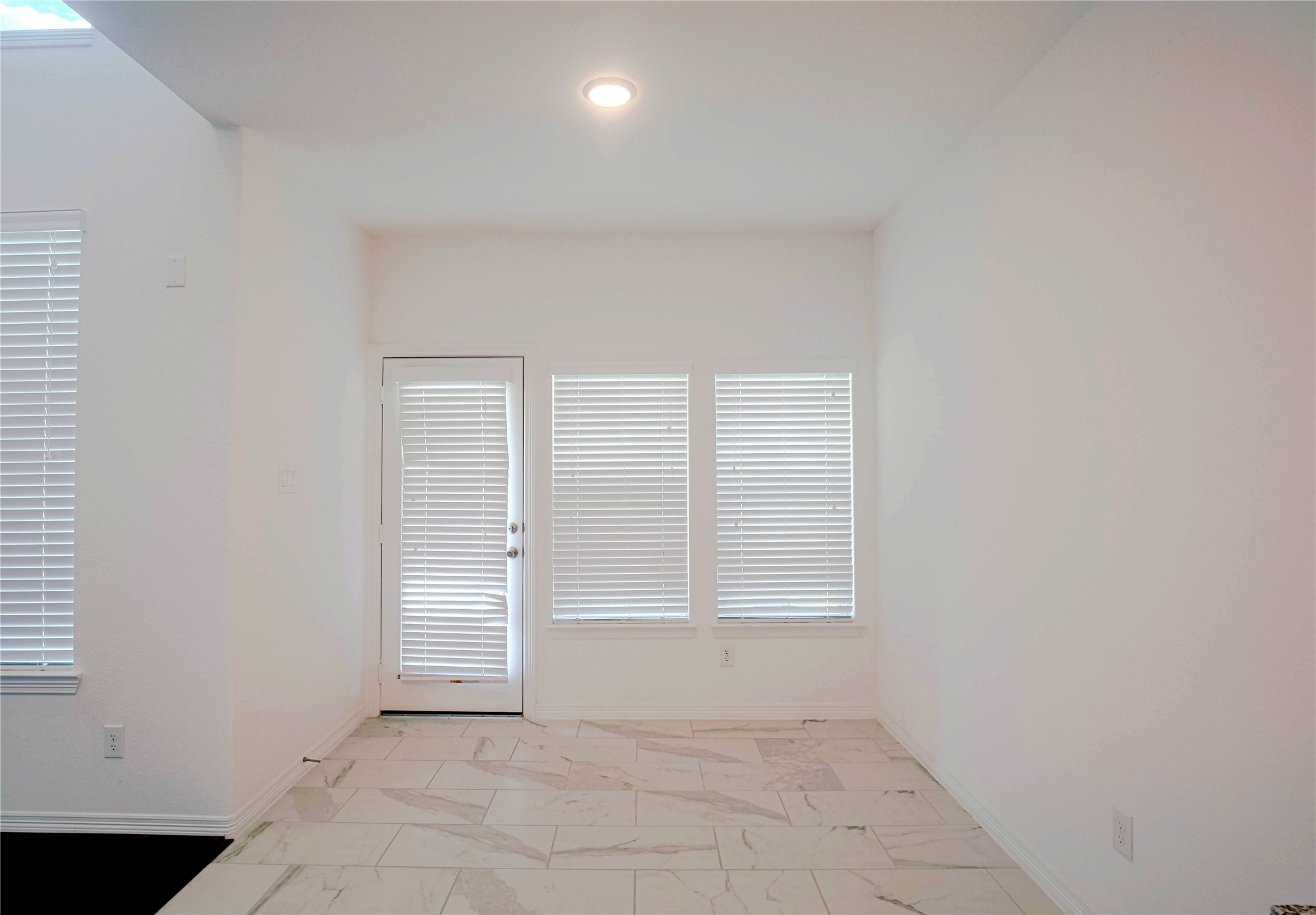 6307 Grand Drift Court Property Photo 10