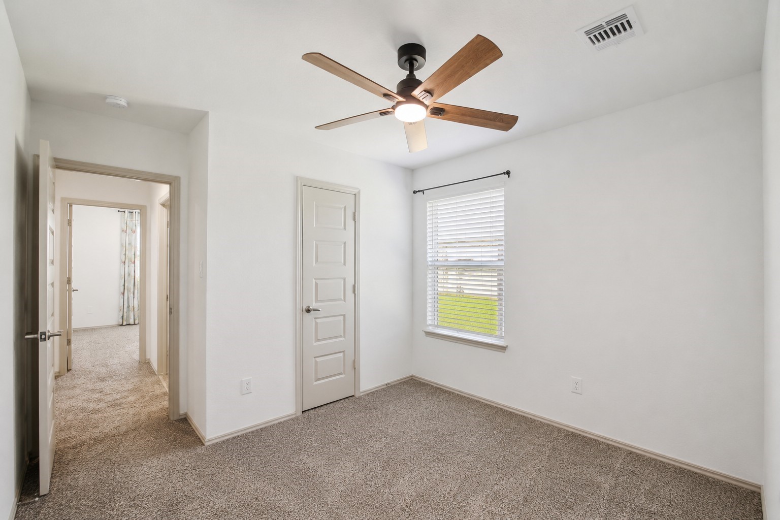1279 Thornbird Trail Property Photo 27