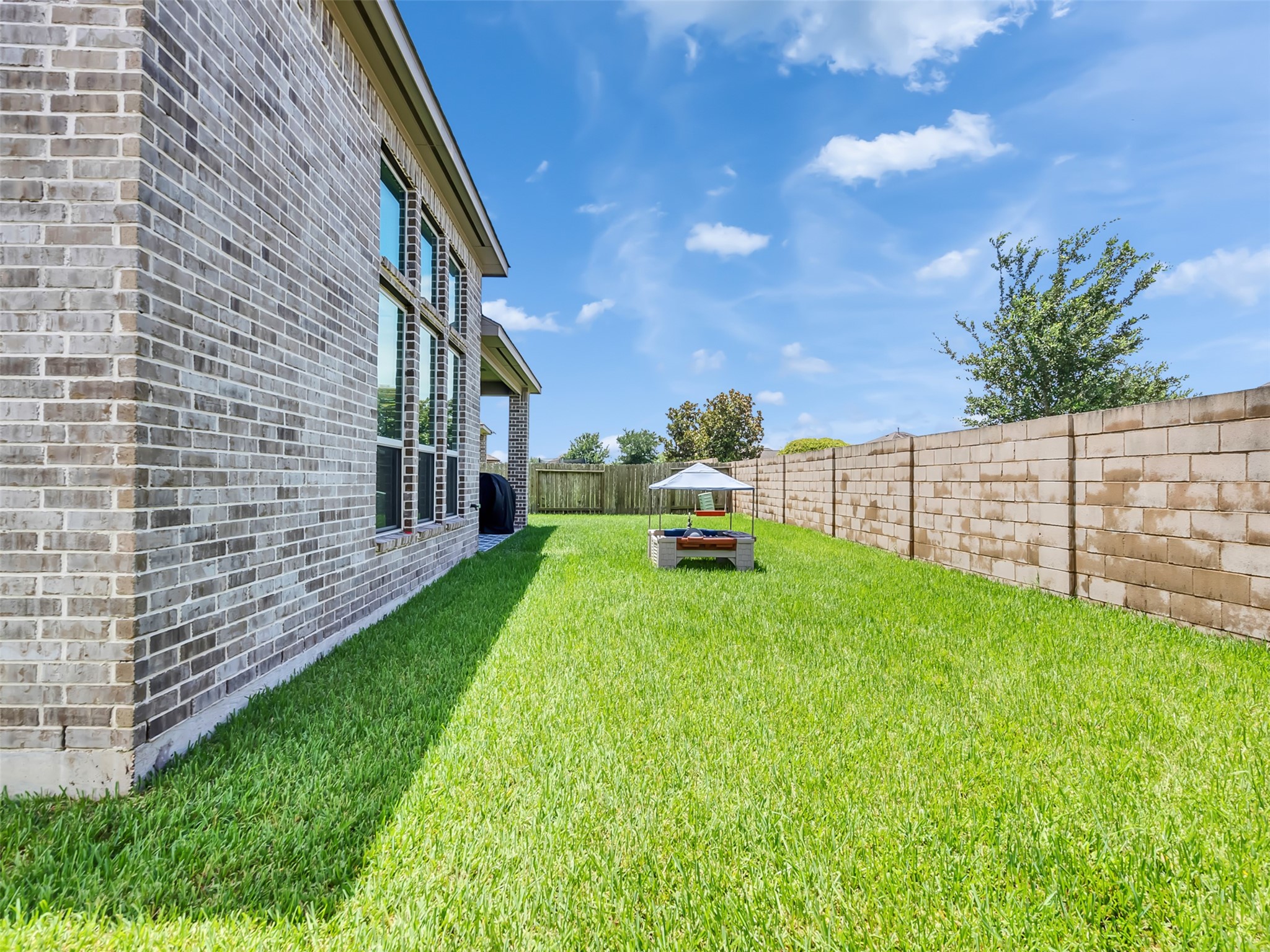 10302 Muir Peak Drive Property Photo 36