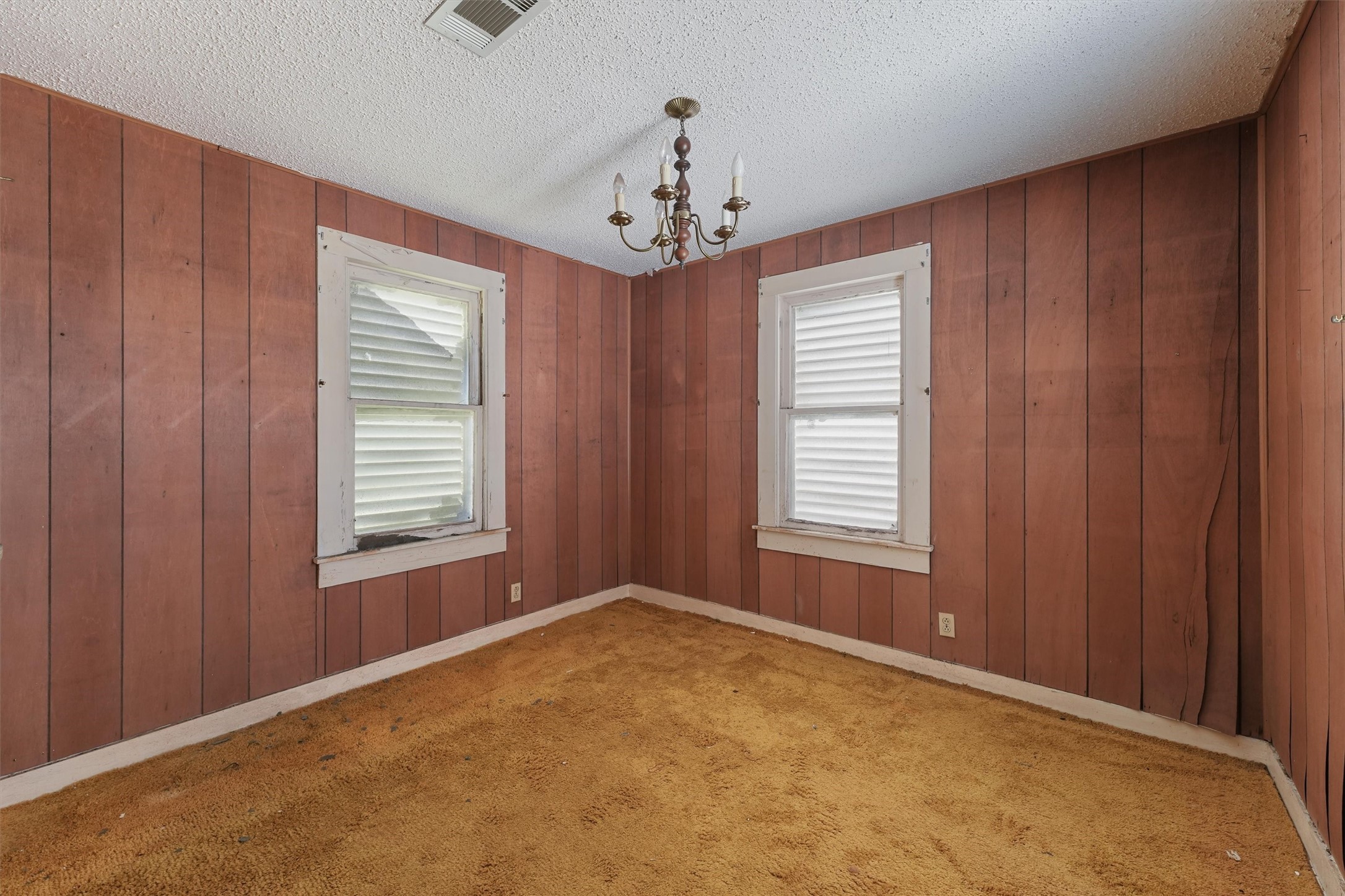 121 Lake Road Property Photo 8