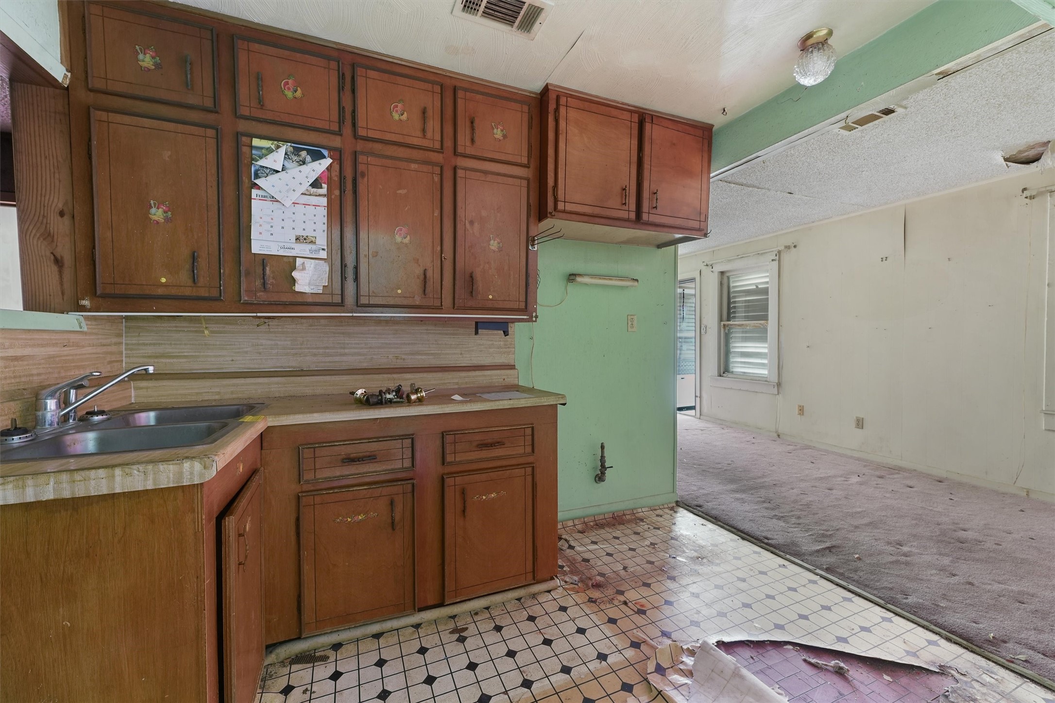 121 Lake Road Property Photo 13