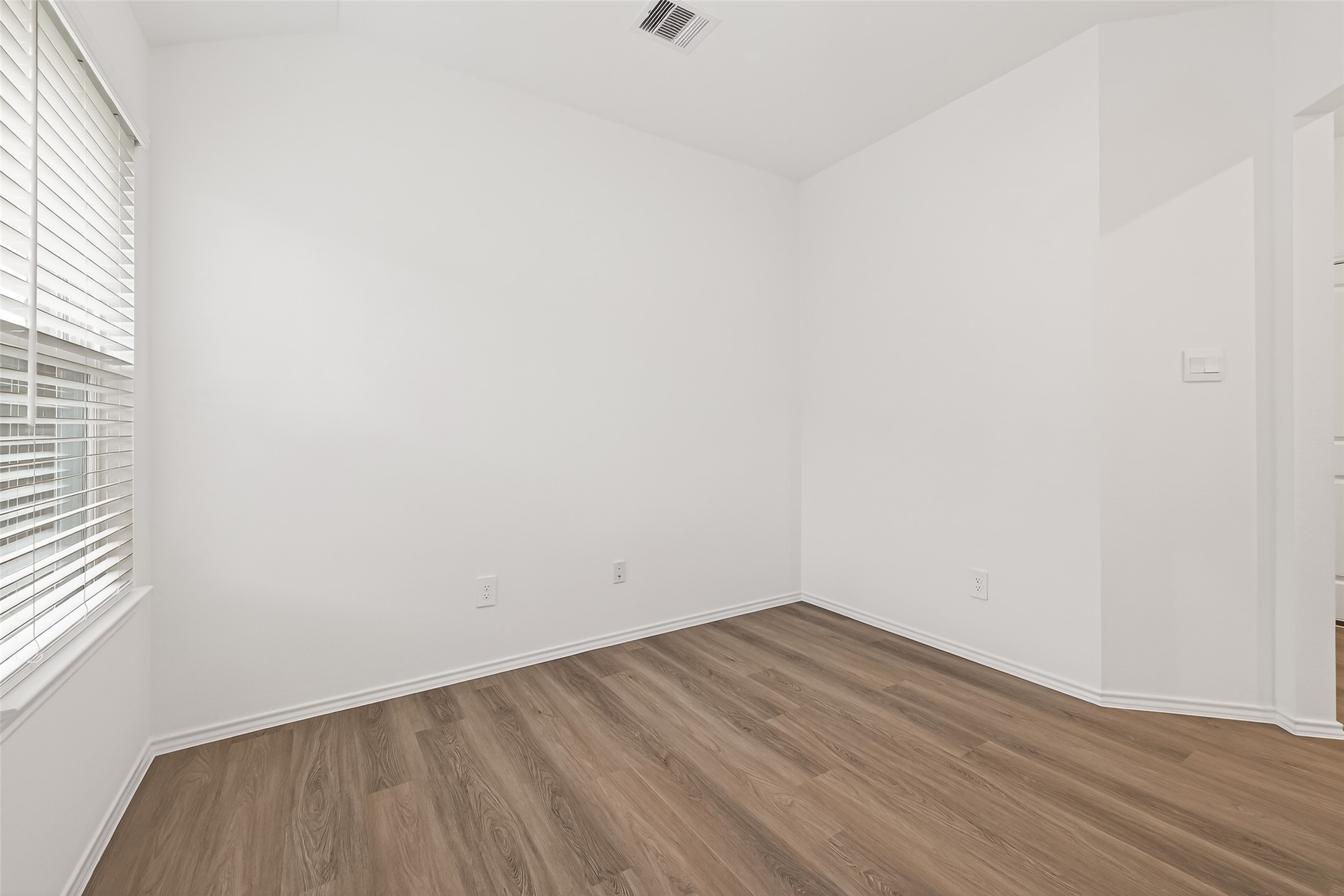 27410 Oceanus Springs Drive Property Photo 15