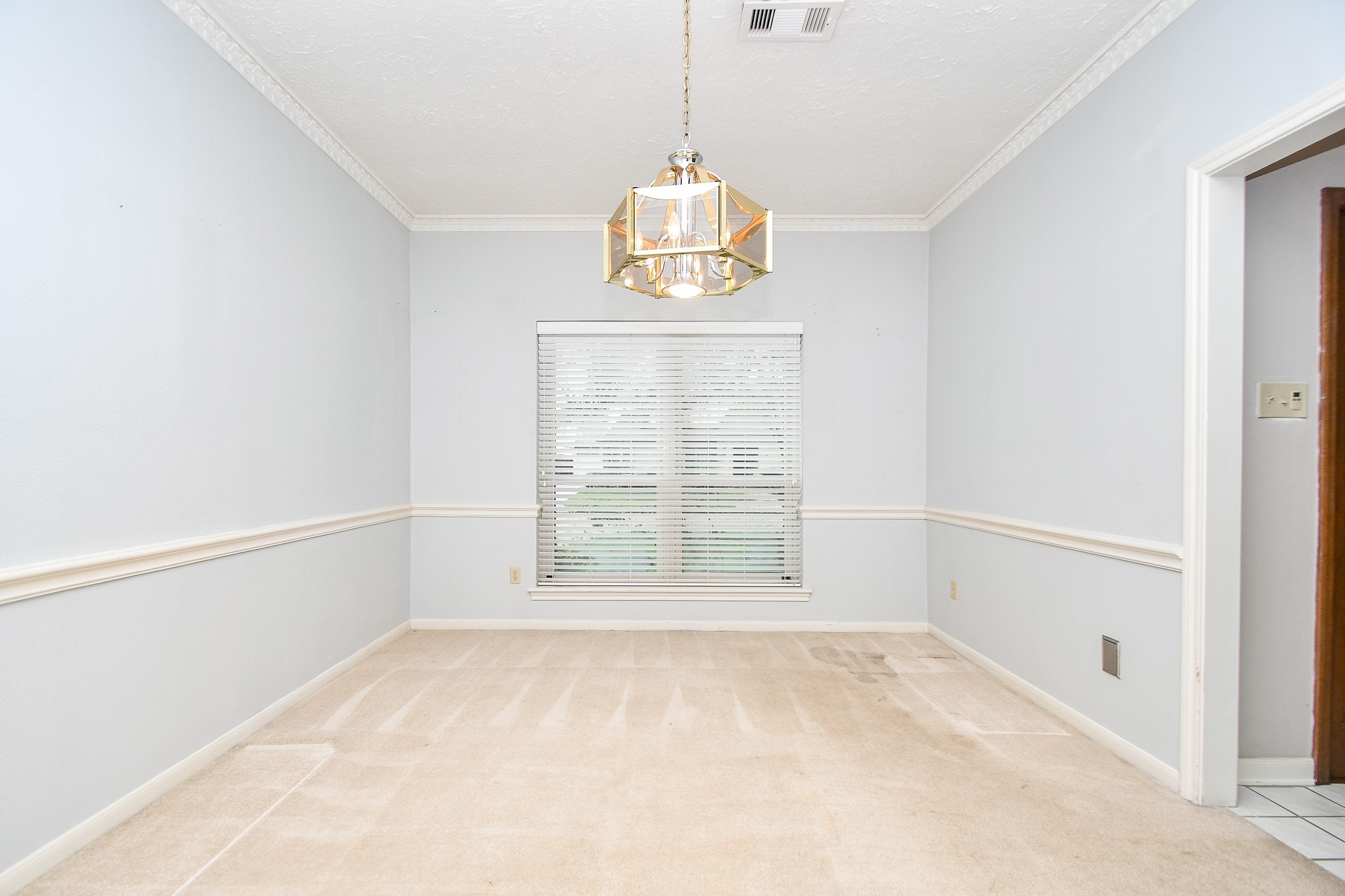 1014 Goldfinch Avenue Property Photo 6