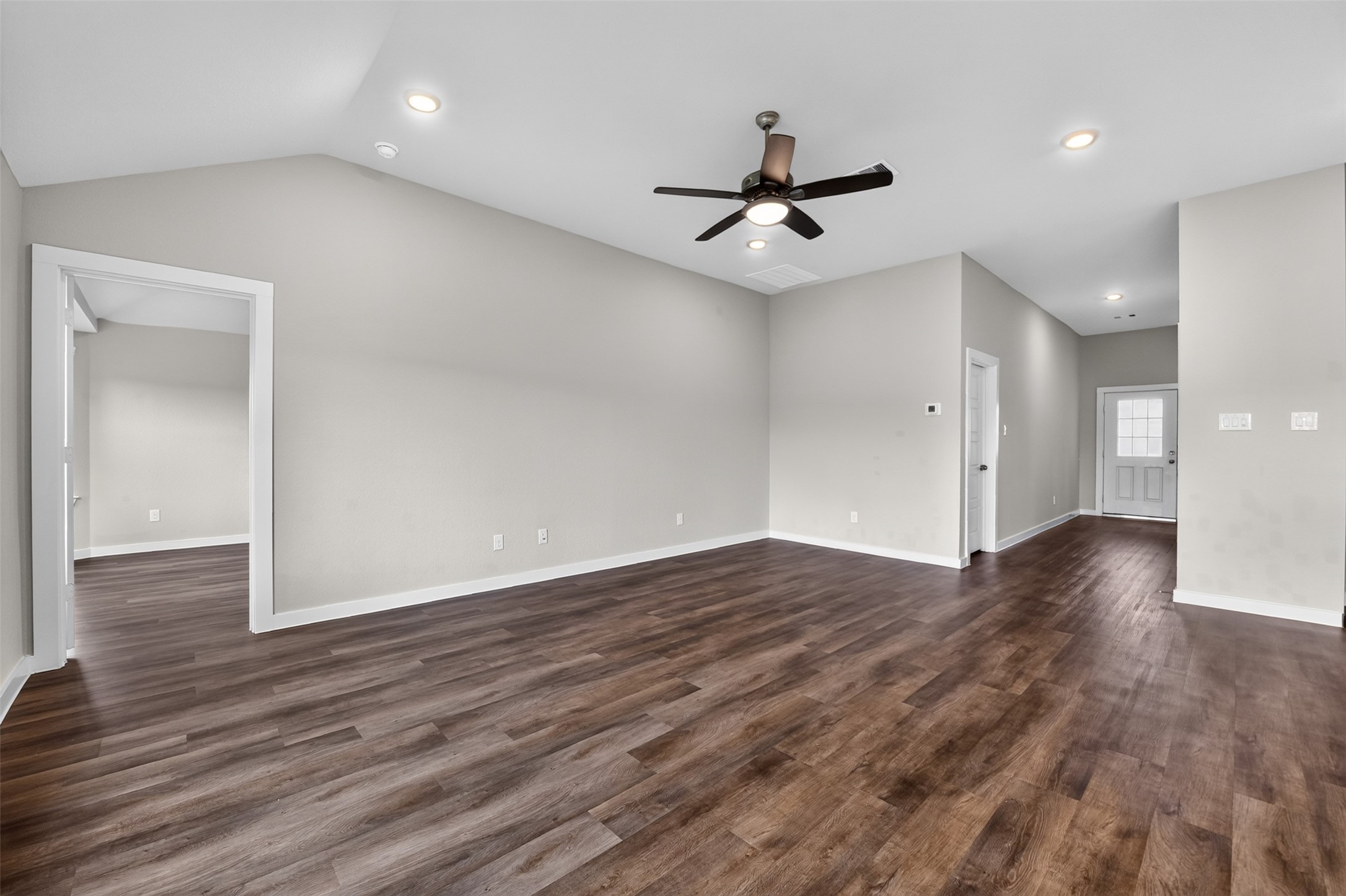 26563 Eternal Drive Property Photo 12