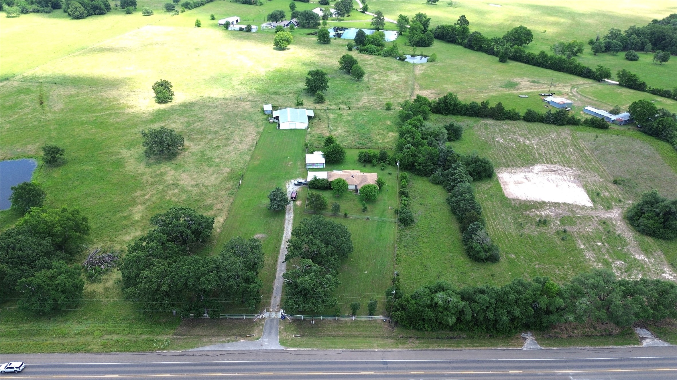 7819 State Highway 19 S Property Photo 1