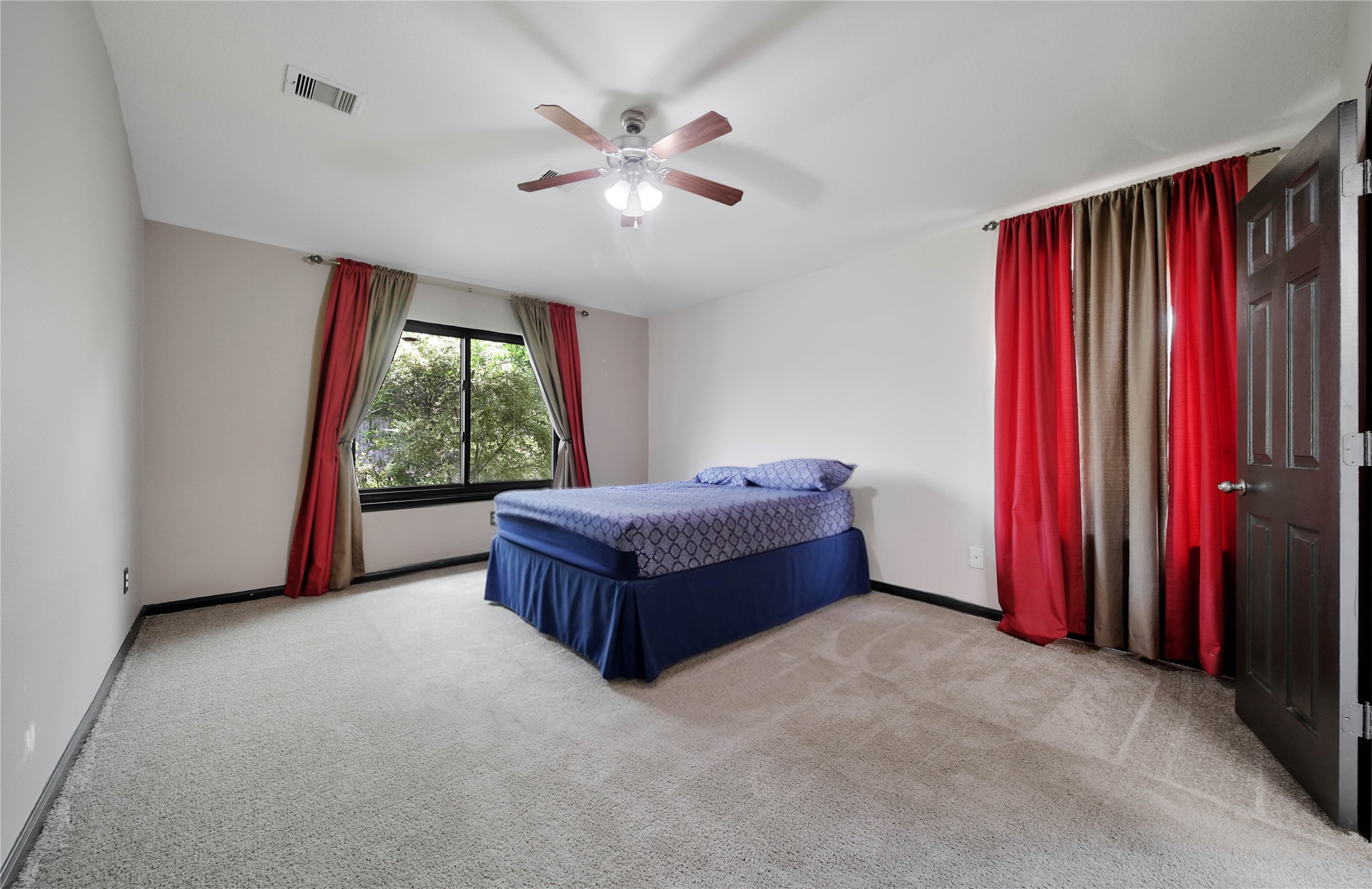 614 Linden Manor Court Property Photo 14