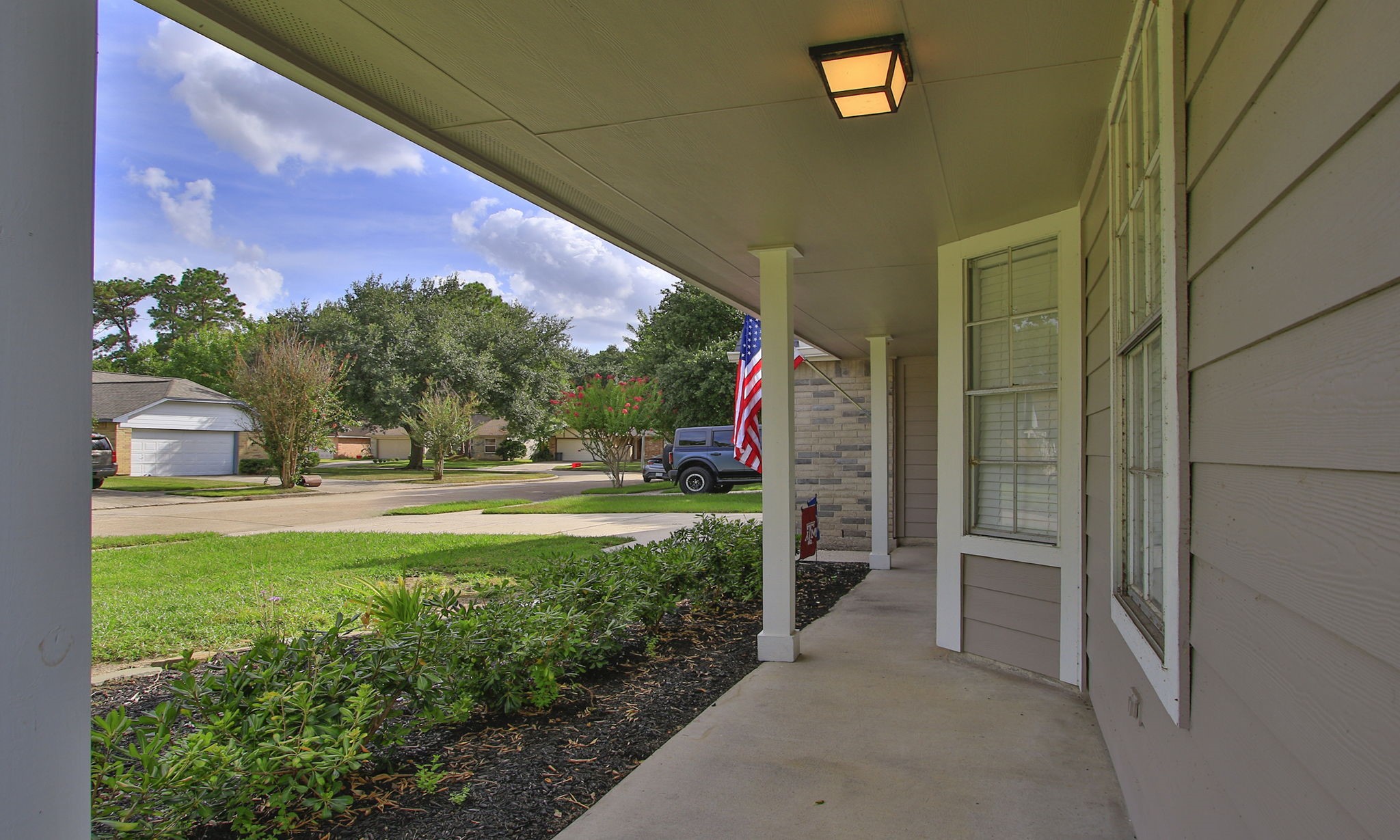 9130 Kirkleigh Street Property Photo 6