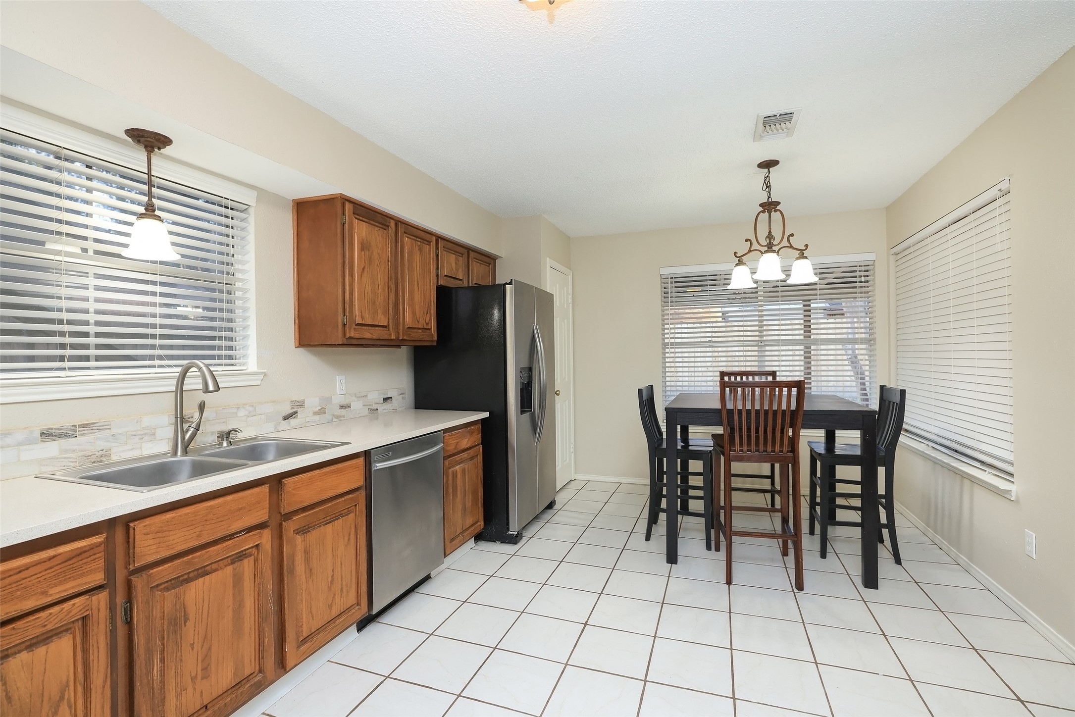 9130 Kirkleigh Street Property Photo 16