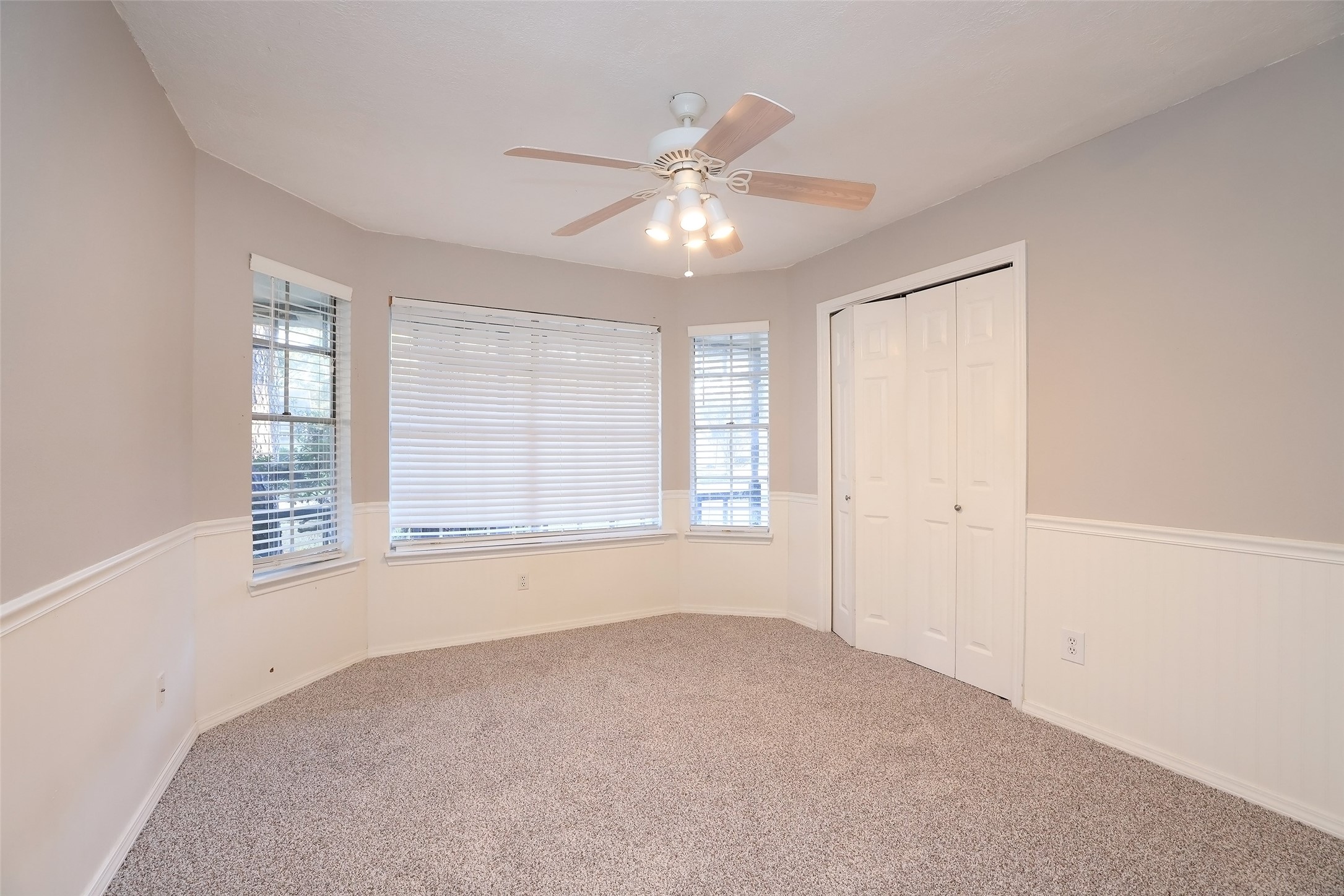 9130 Kirkleigh Street Property Photo 19