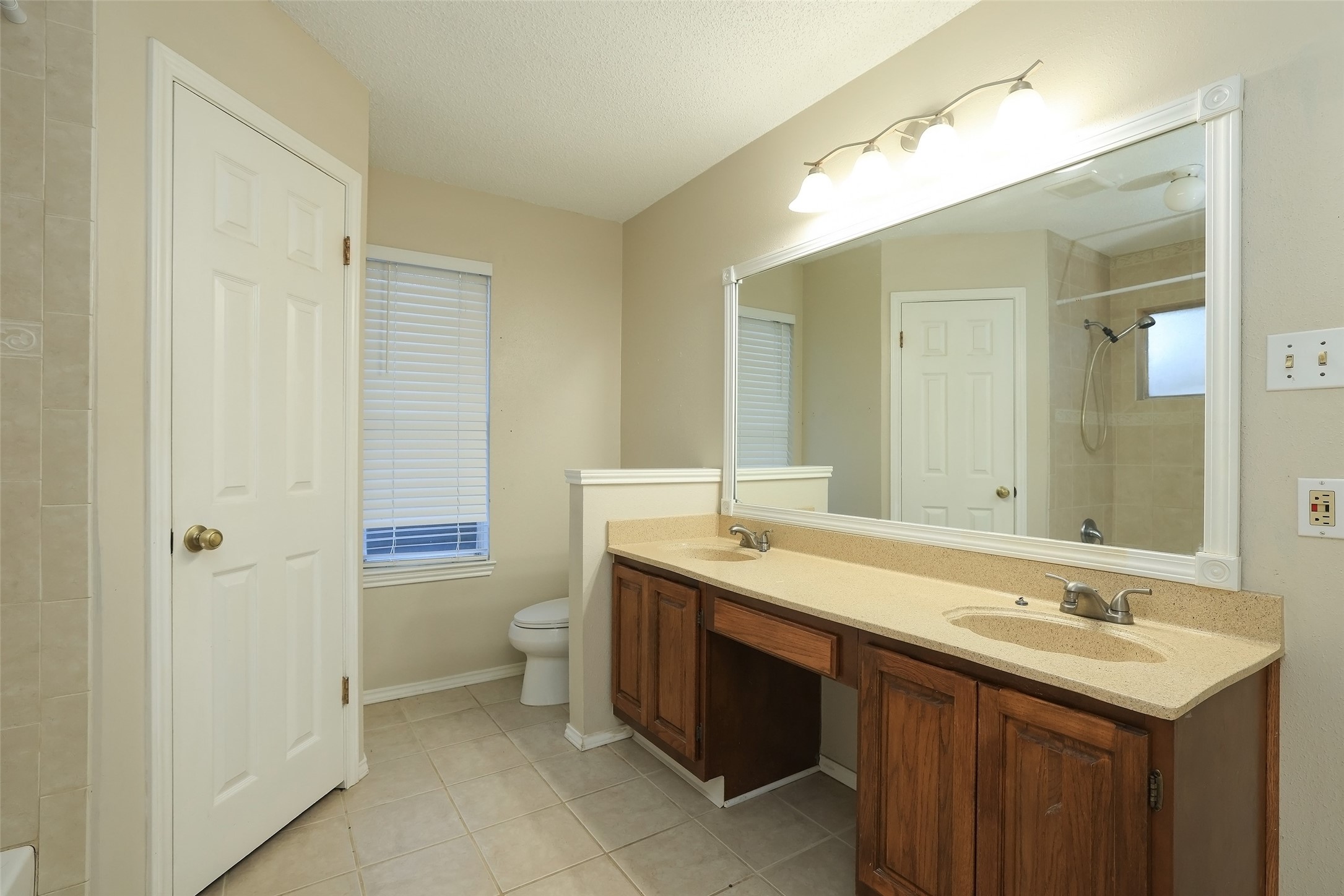 9130 Kirkleigh Street Property Photo 21