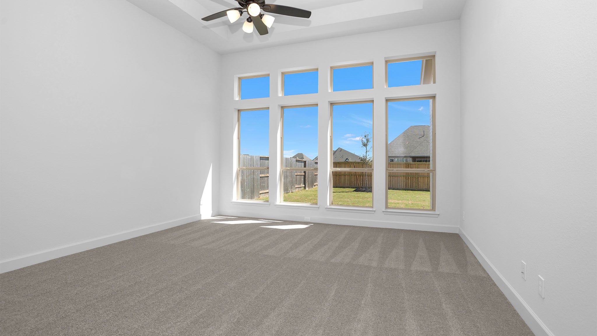 9011 Boardwalk Place Property Photo 4