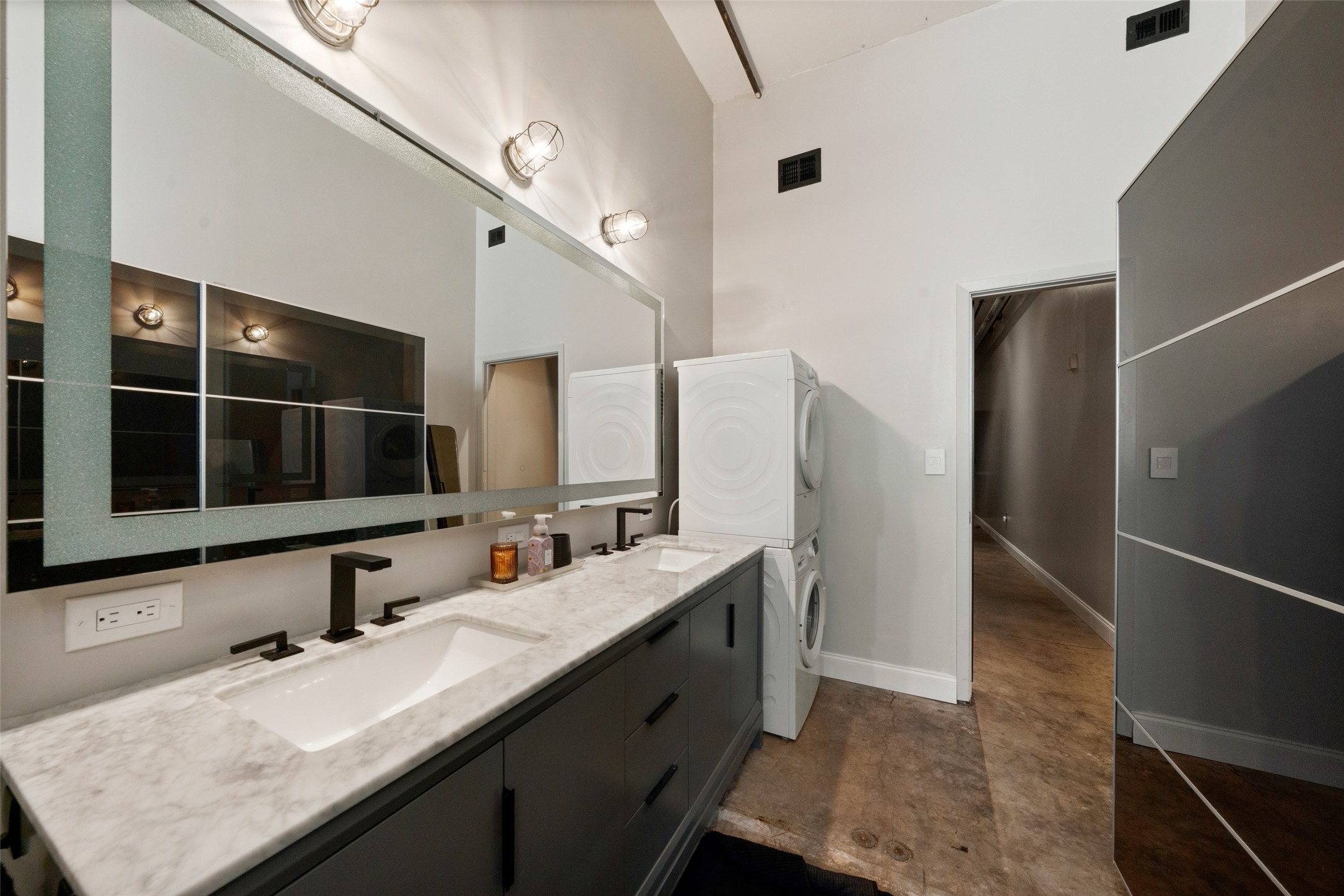 705 Main St Nw 404 Property Photo 17