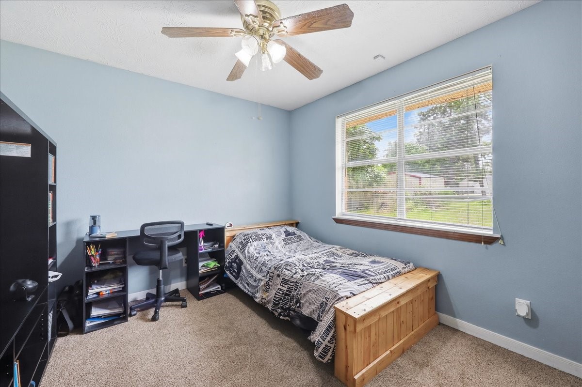 2851 Johnnie Street Property Photo 20