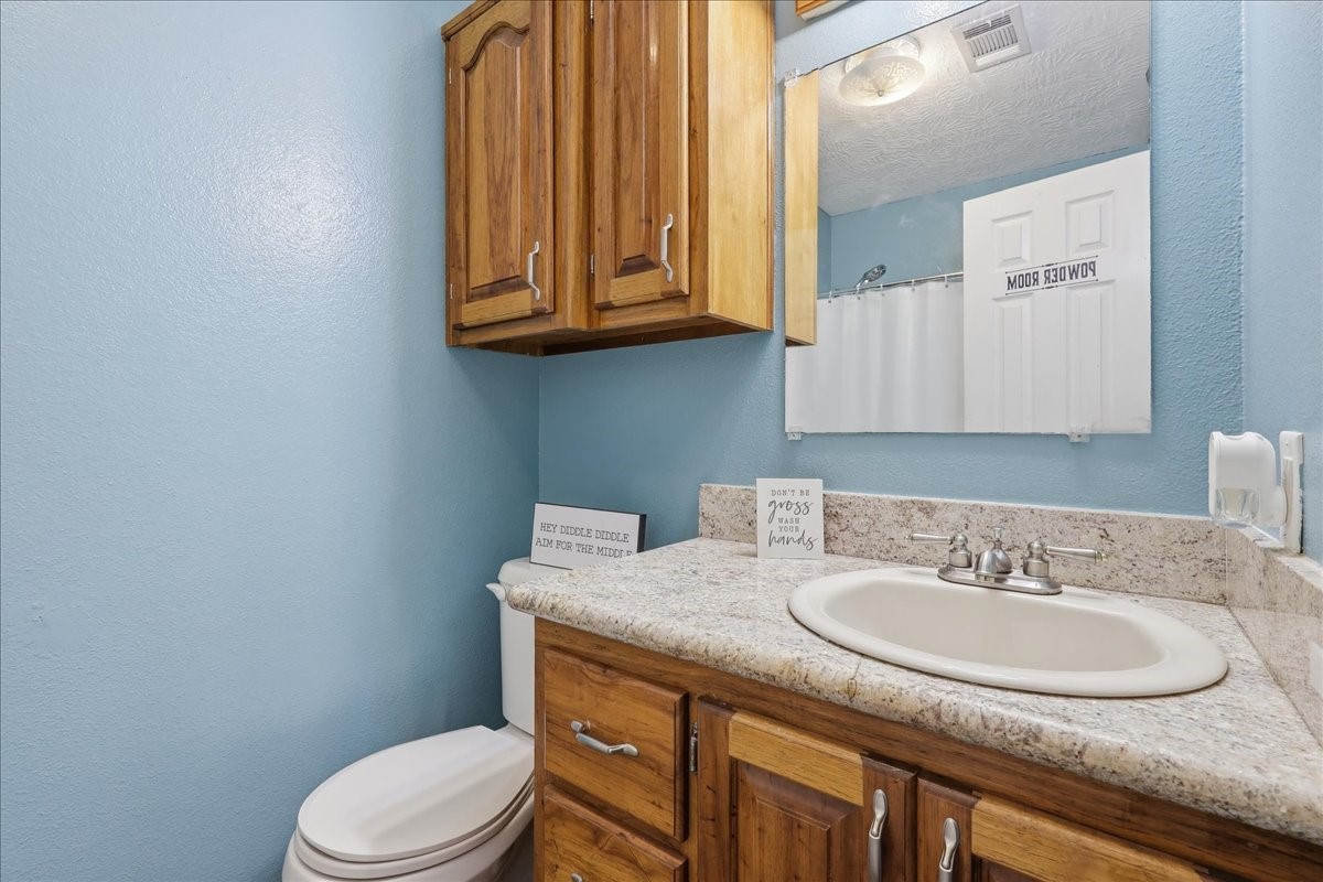 2851 Johnnie Street Property Photo 24
