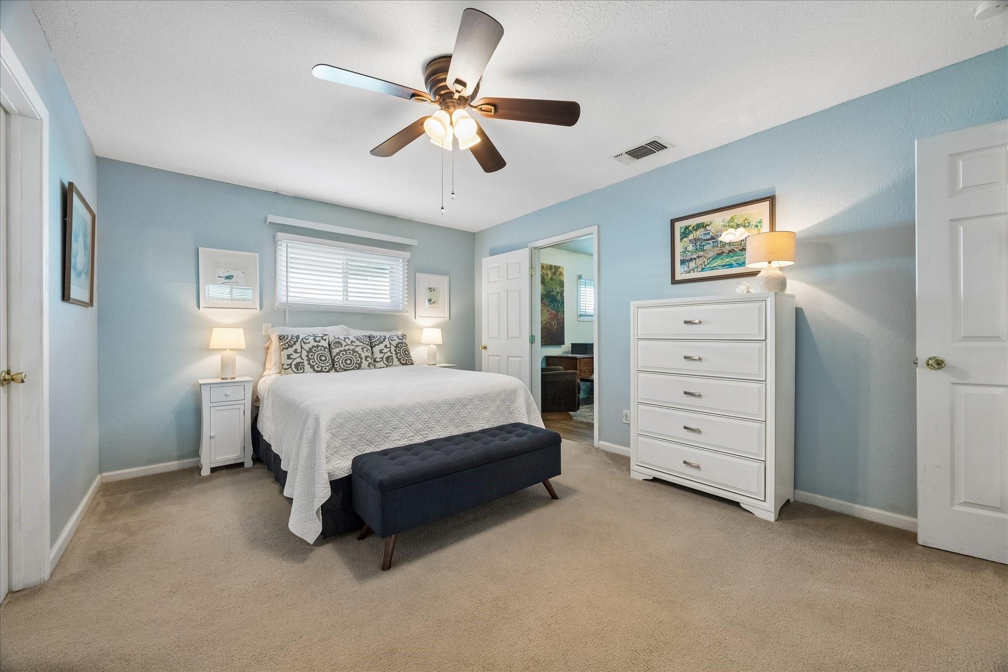 126 Dolphin Property Photo 9