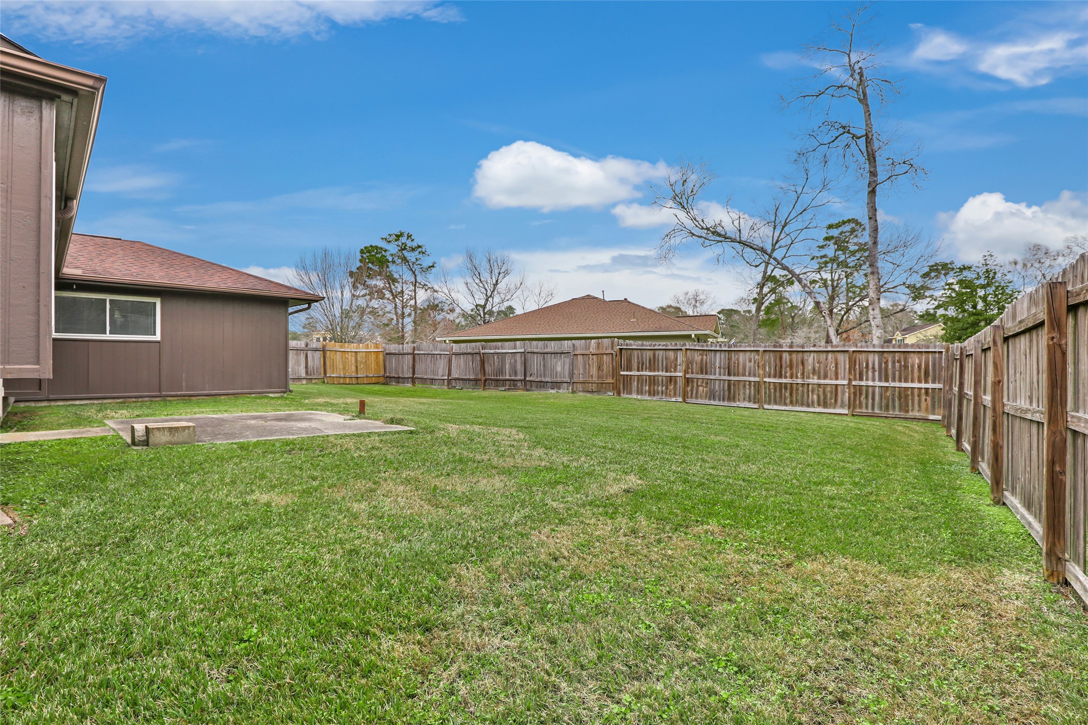 1102 Hitch Court Property Photo 4