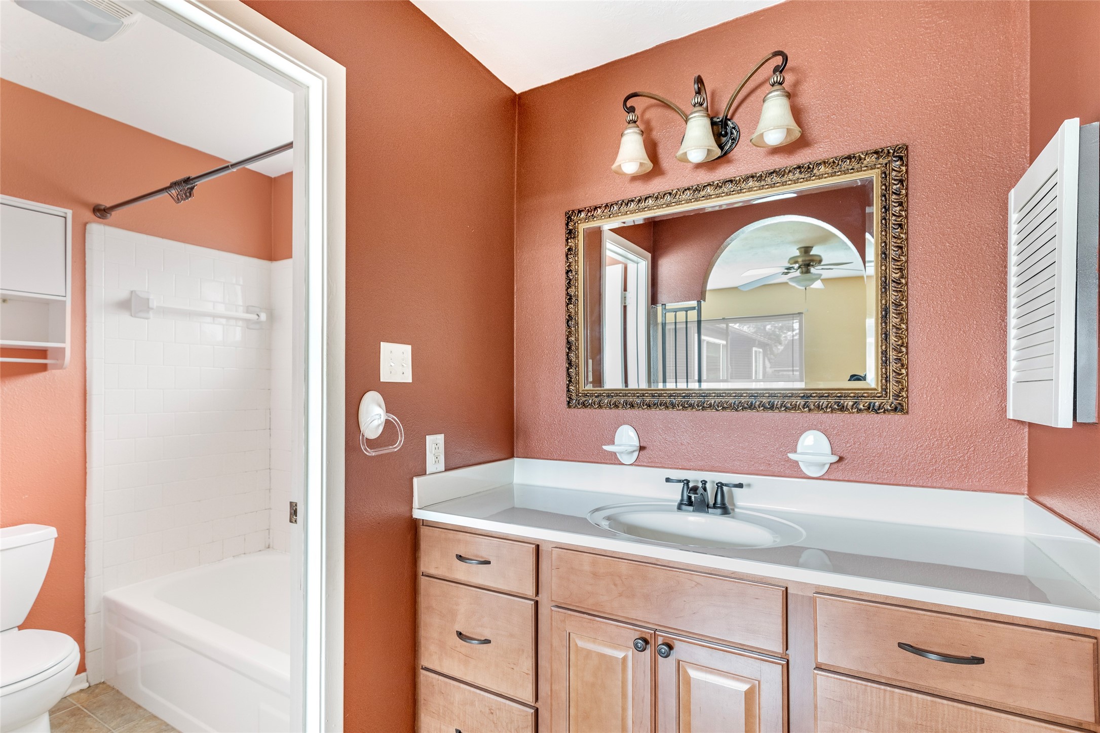 1102 Hitch Court Property Photo 22