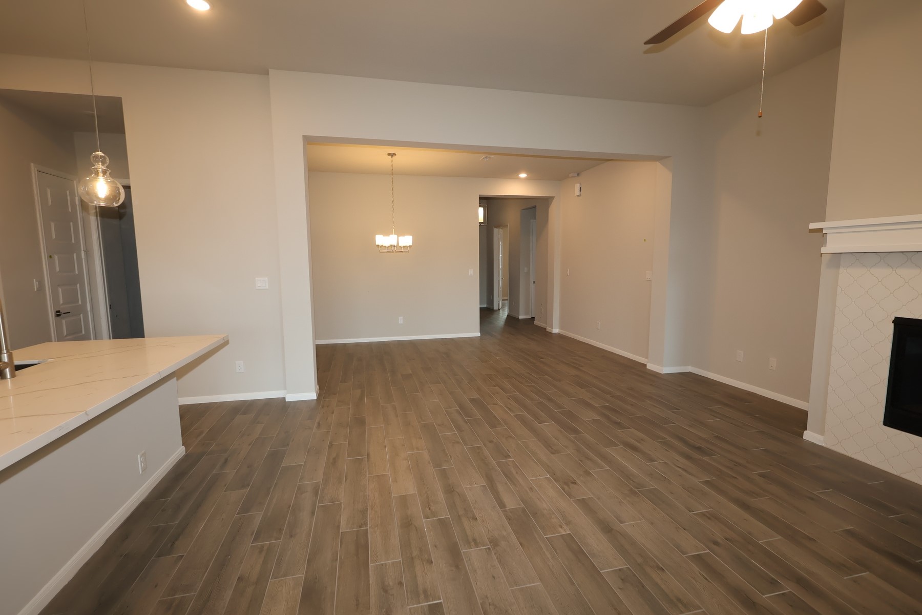 6907 Allens Landing Property Photo 4