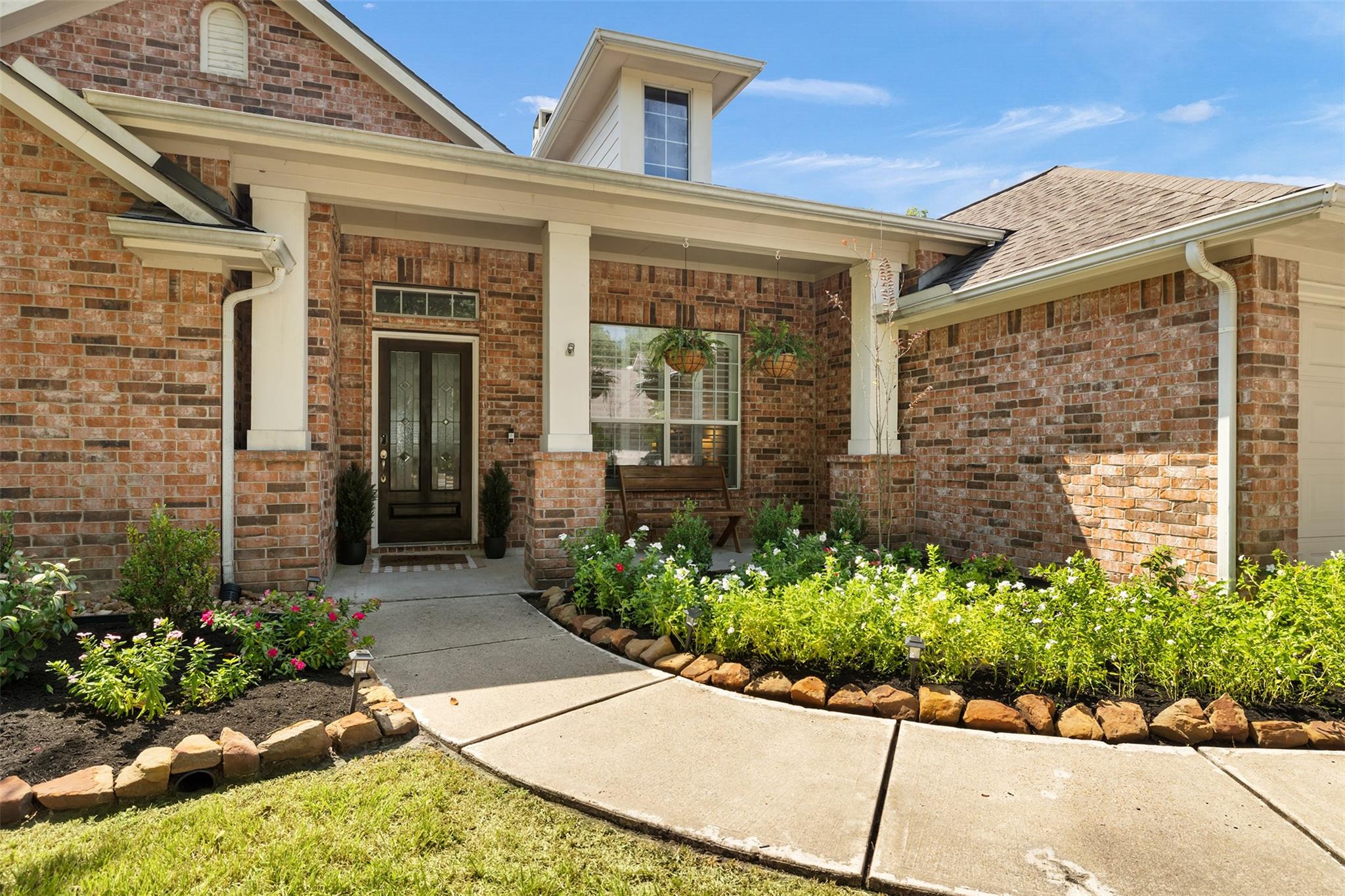 12922 Coopers Hawk Drive Property Photo 3
