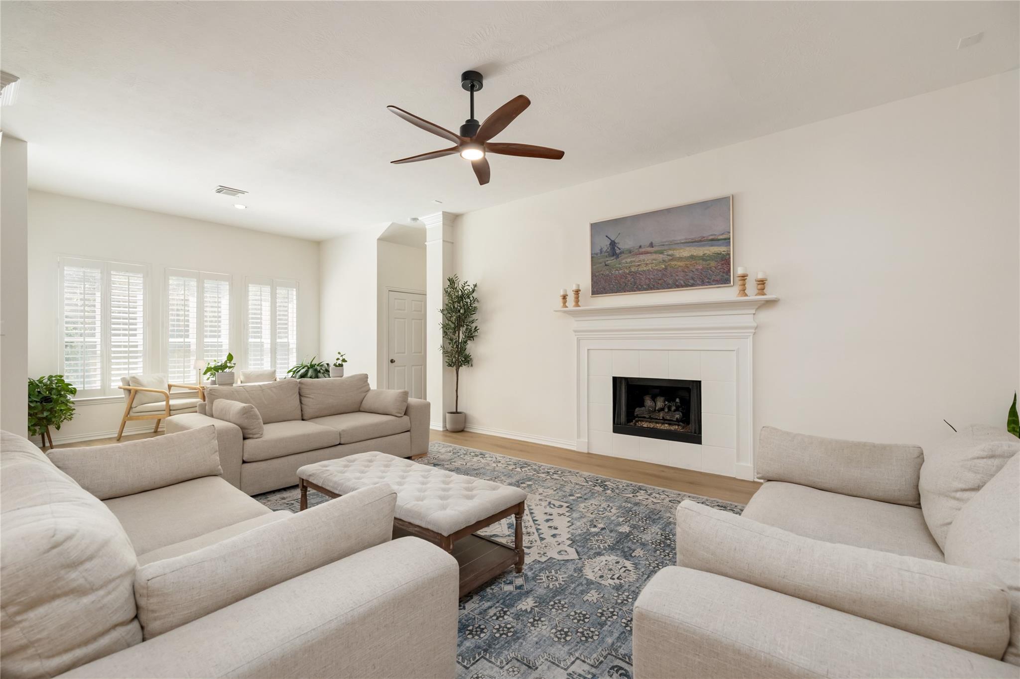 12922 Coopers Hawk Drive Property Photo 9