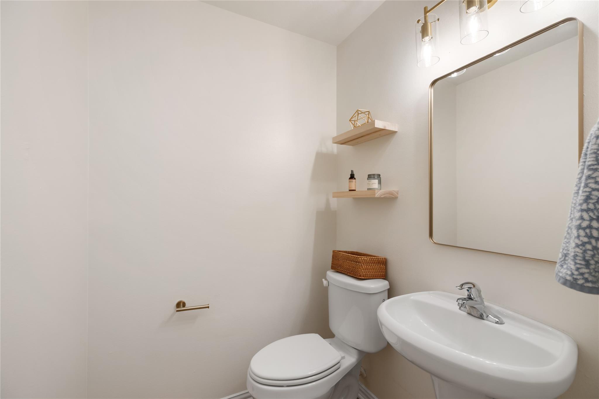 12922 Coopers Hawk Drive Property Photo 18