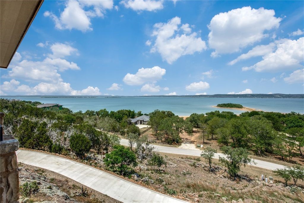 214 Peninsula Drive Property Photo 14