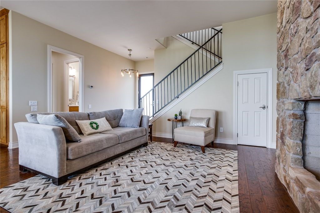 214 Peninsula Drive Property Photo 16