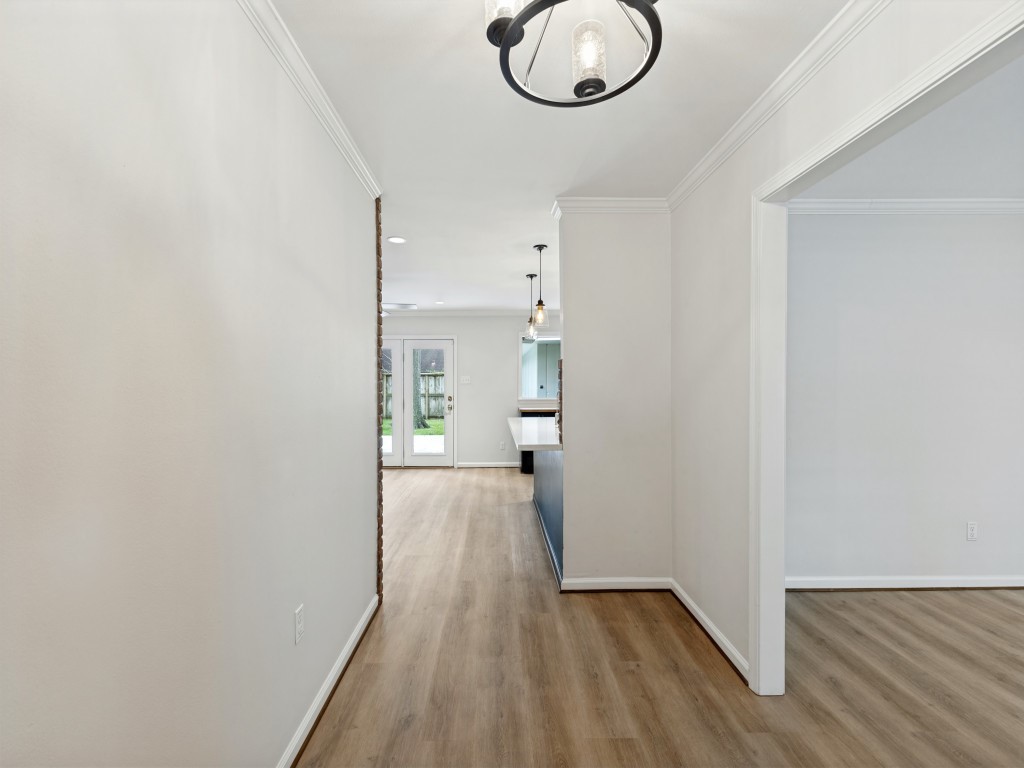 5933 Birdwood Road Property Photo 6
