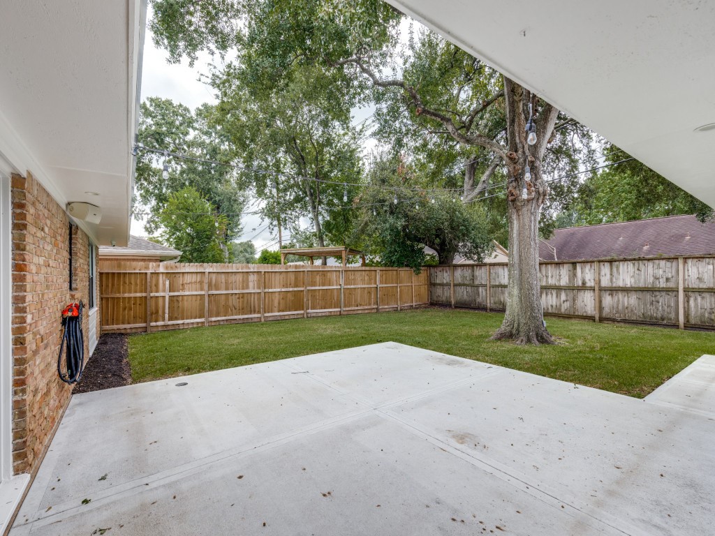 5933 Birdwood Road Property Photo 24