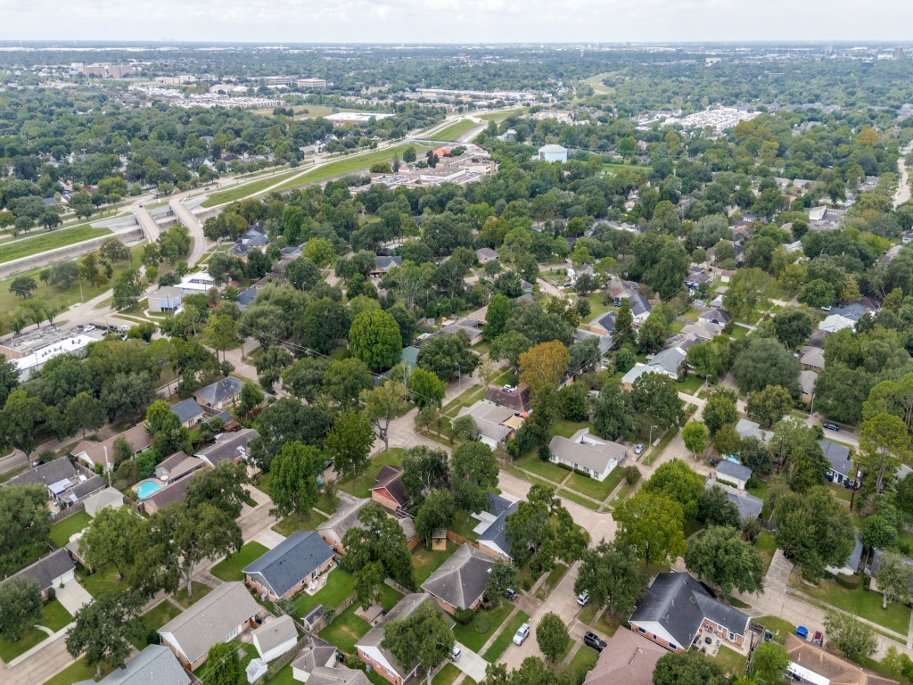 5933 Birdwood Road Property Photo 30