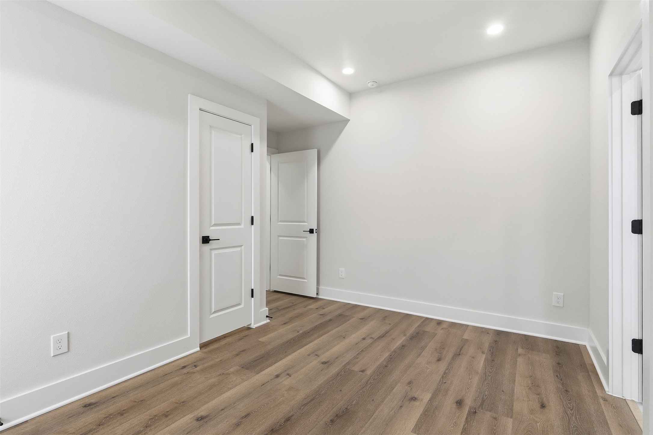 9405 Hammerly Boulevard C Property Photo 6