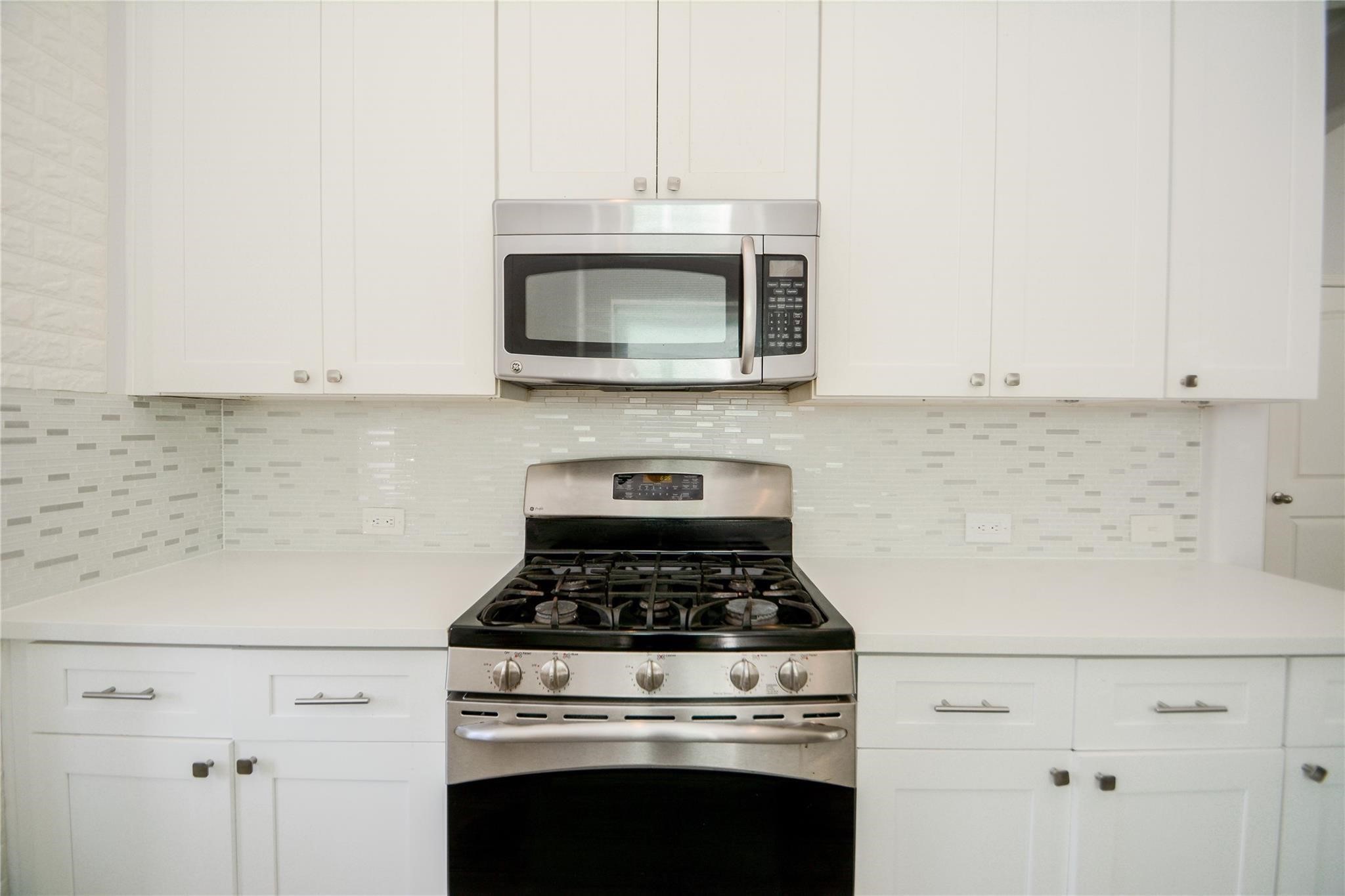 10 Tealight Place Property Photo 10