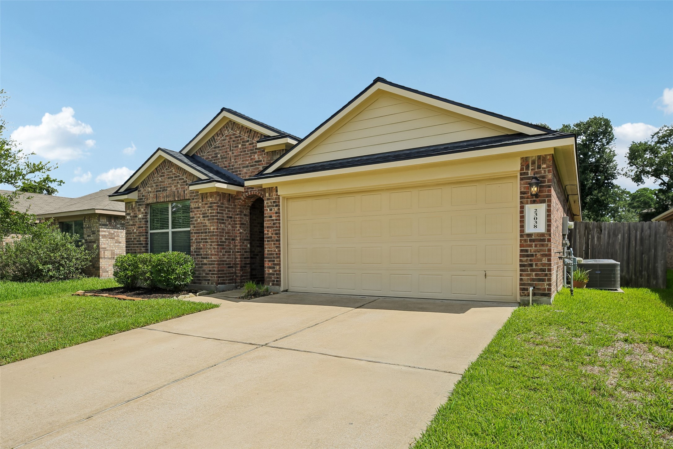 23038 Ari Creek Way Property Photo
