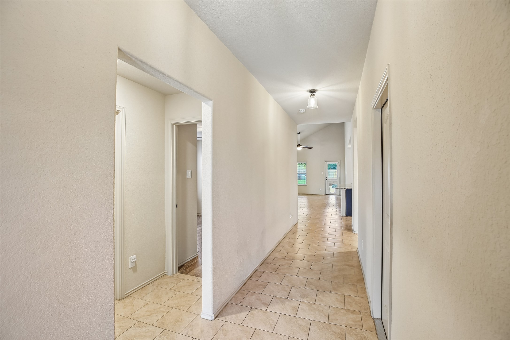23038 Ari Creek Way Property Photo 11