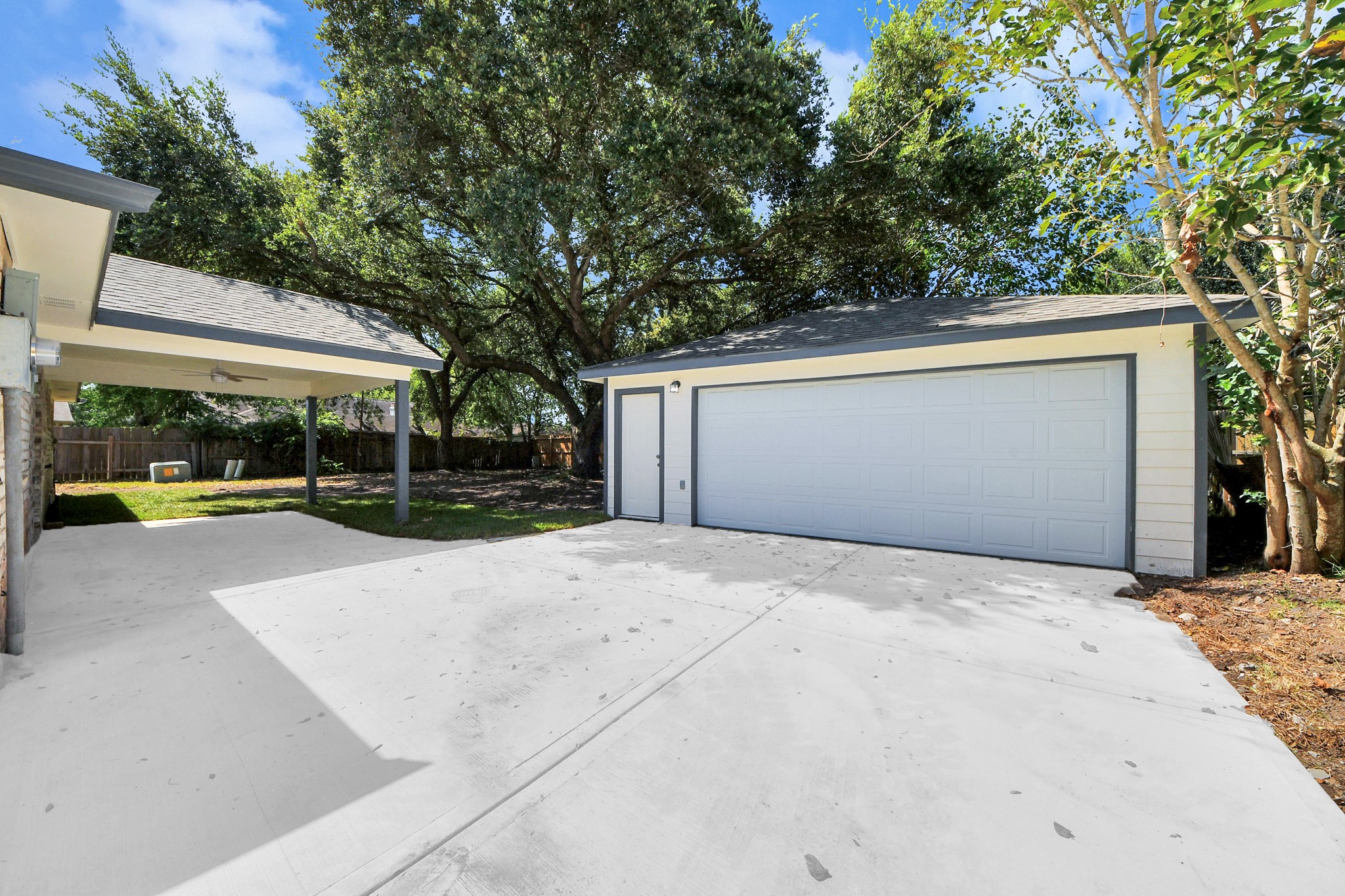 15814 Ridgerock Road Property Photo 3
