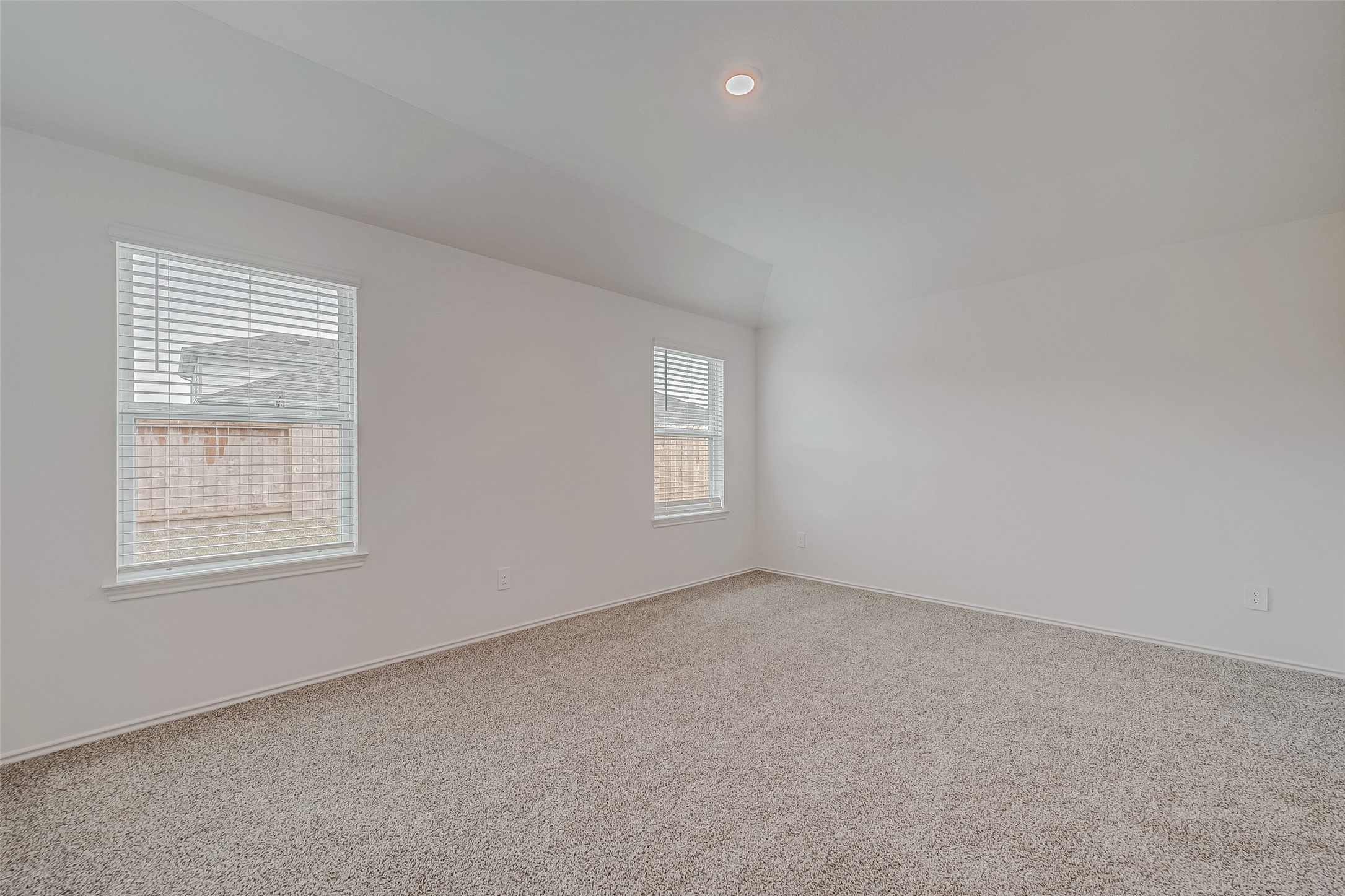 4222 Freya Pointe Drive Property Photo 9