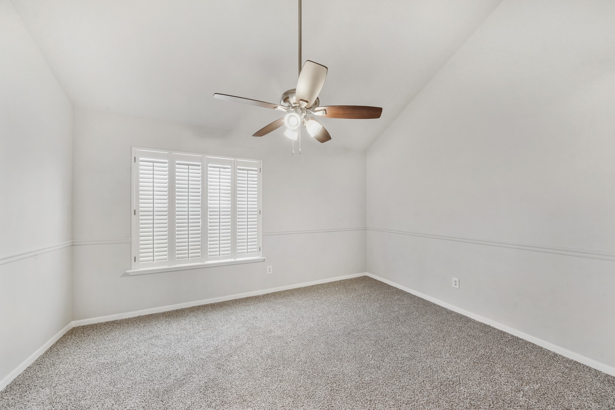 2930 Grants Lake Boulevard 2203 Property Photo 6