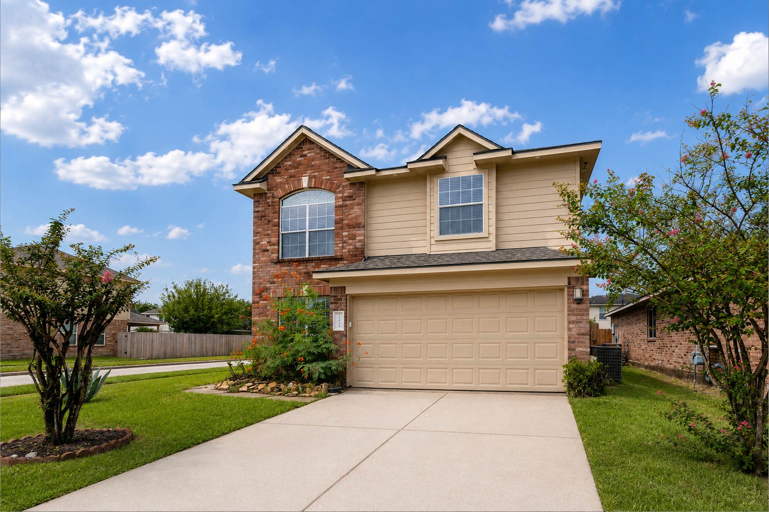 21003 Roxette Court Property Photo 1