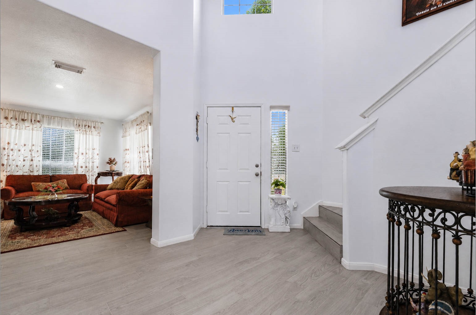 21003 Roxette Court Property Photo 3