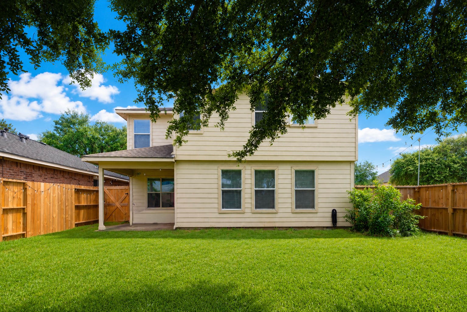 21003 Roxette Court Property Photo 28