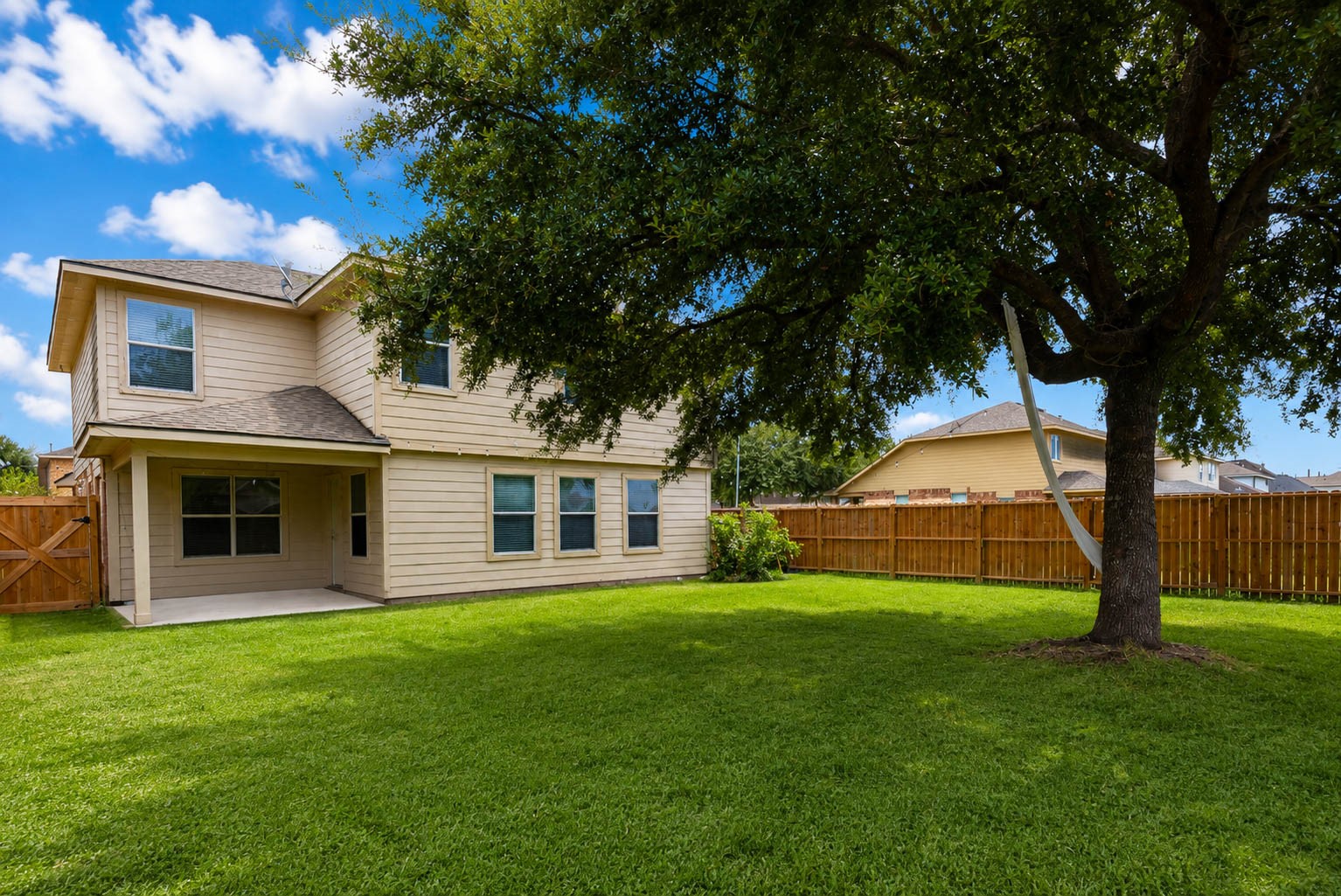 21003 Roxette Court Property Photo 30