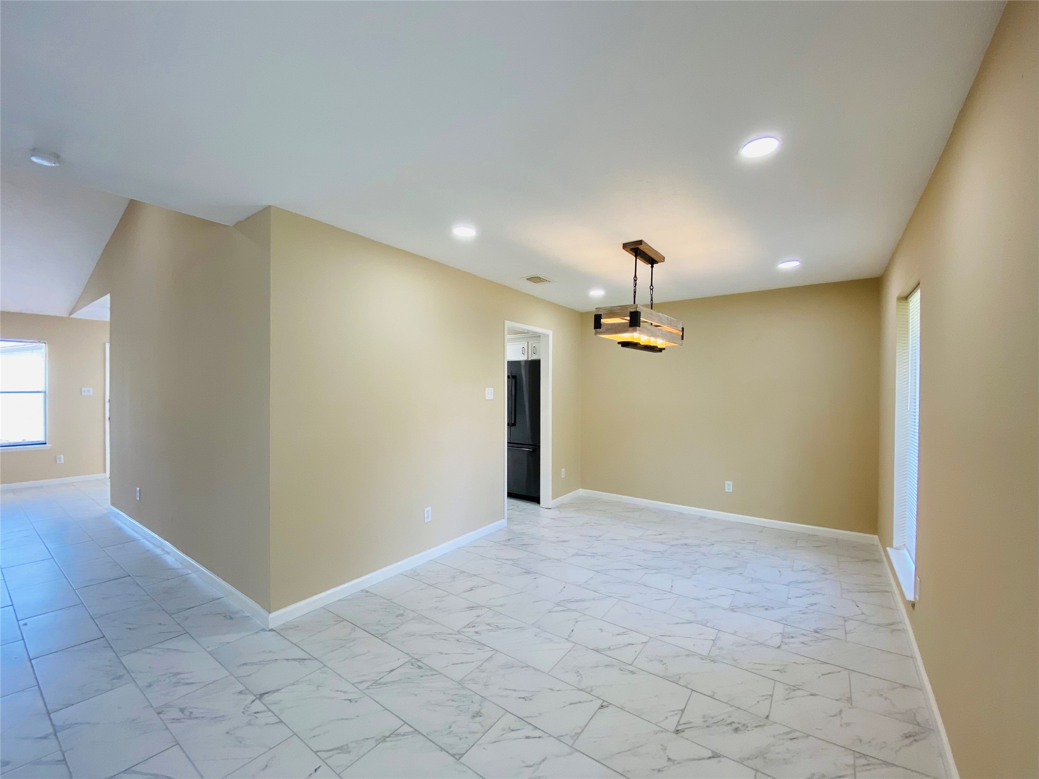 14815 Earlswood Drive Property Photo 8