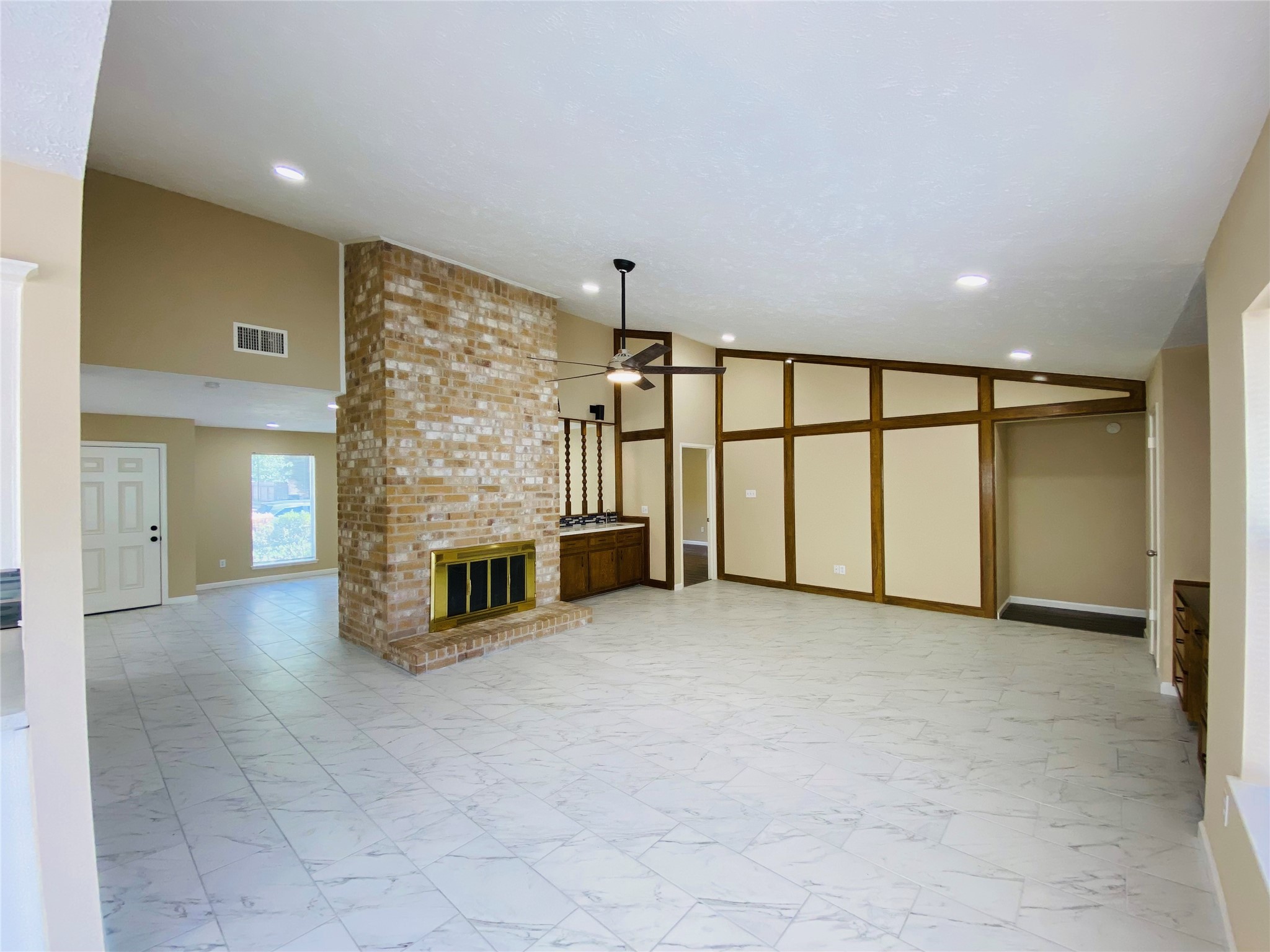 14815 Earlswood Drive Property Photo 10