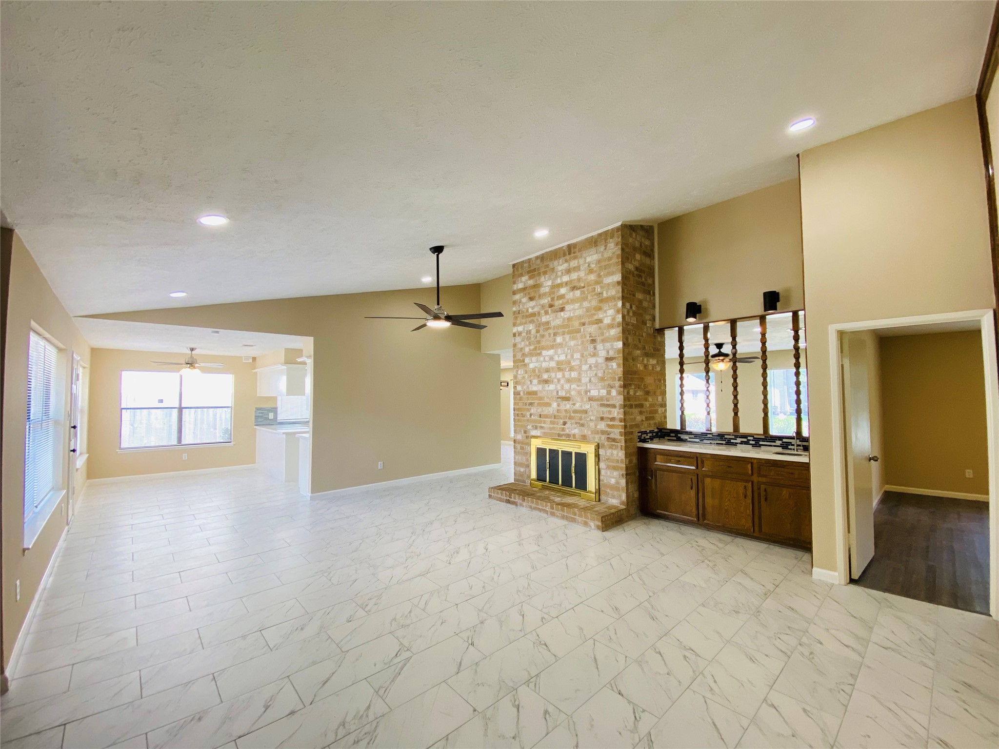 14815 Earlswood Drive Property Photo 11