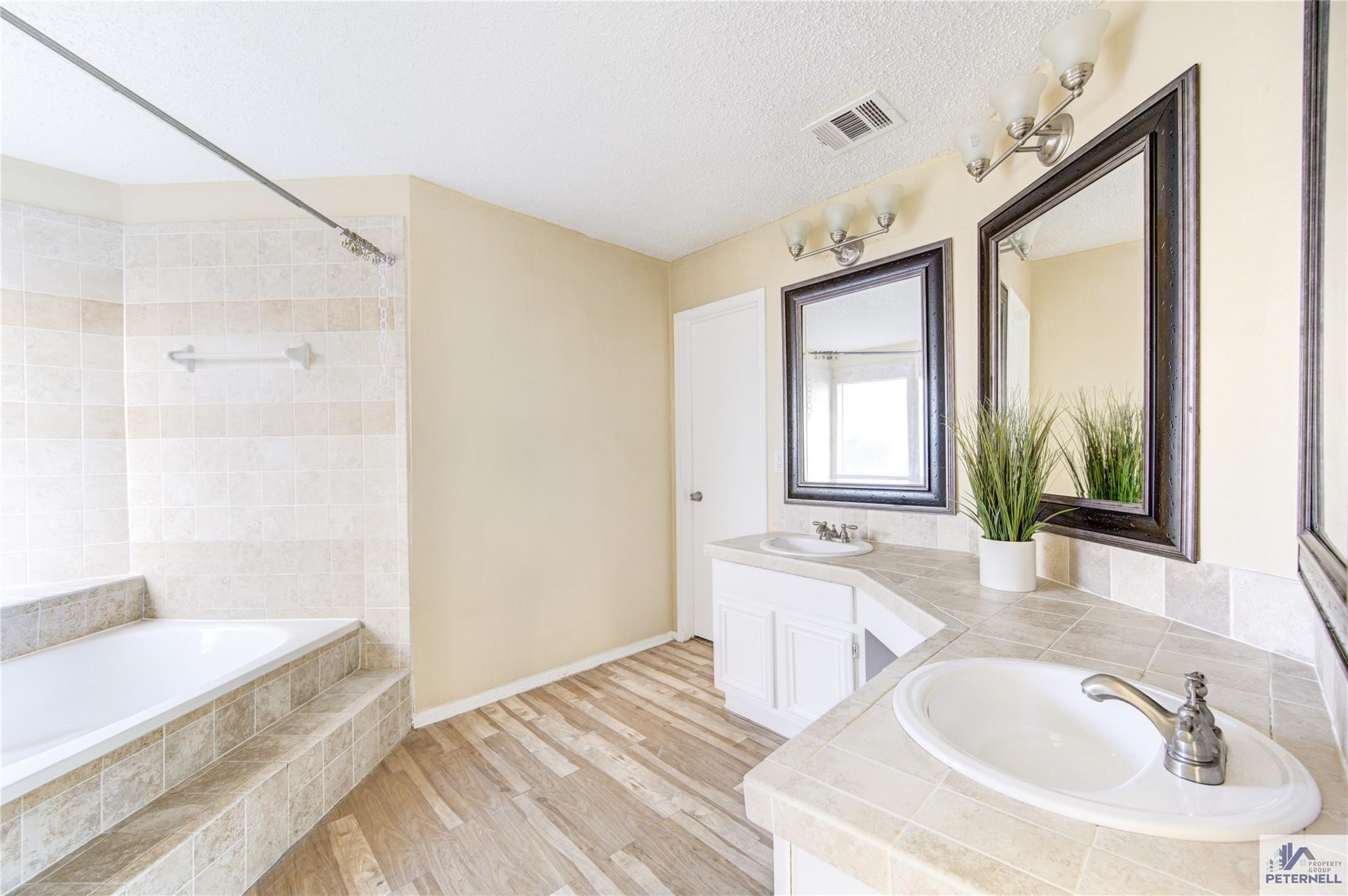 12530 Laleu Lane Property Photo 19