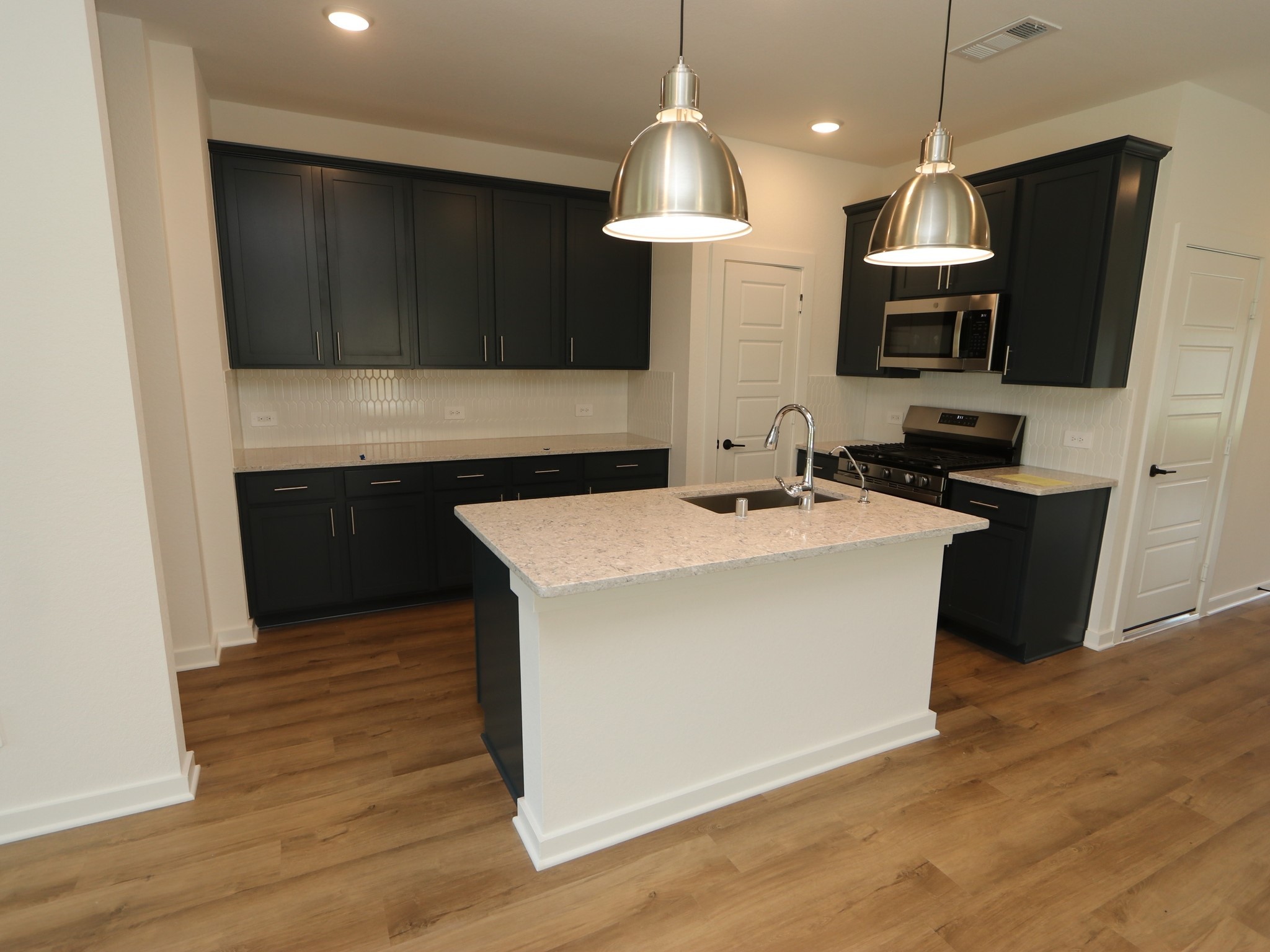 22435 Birchfield Grove Lane Property Photo 2