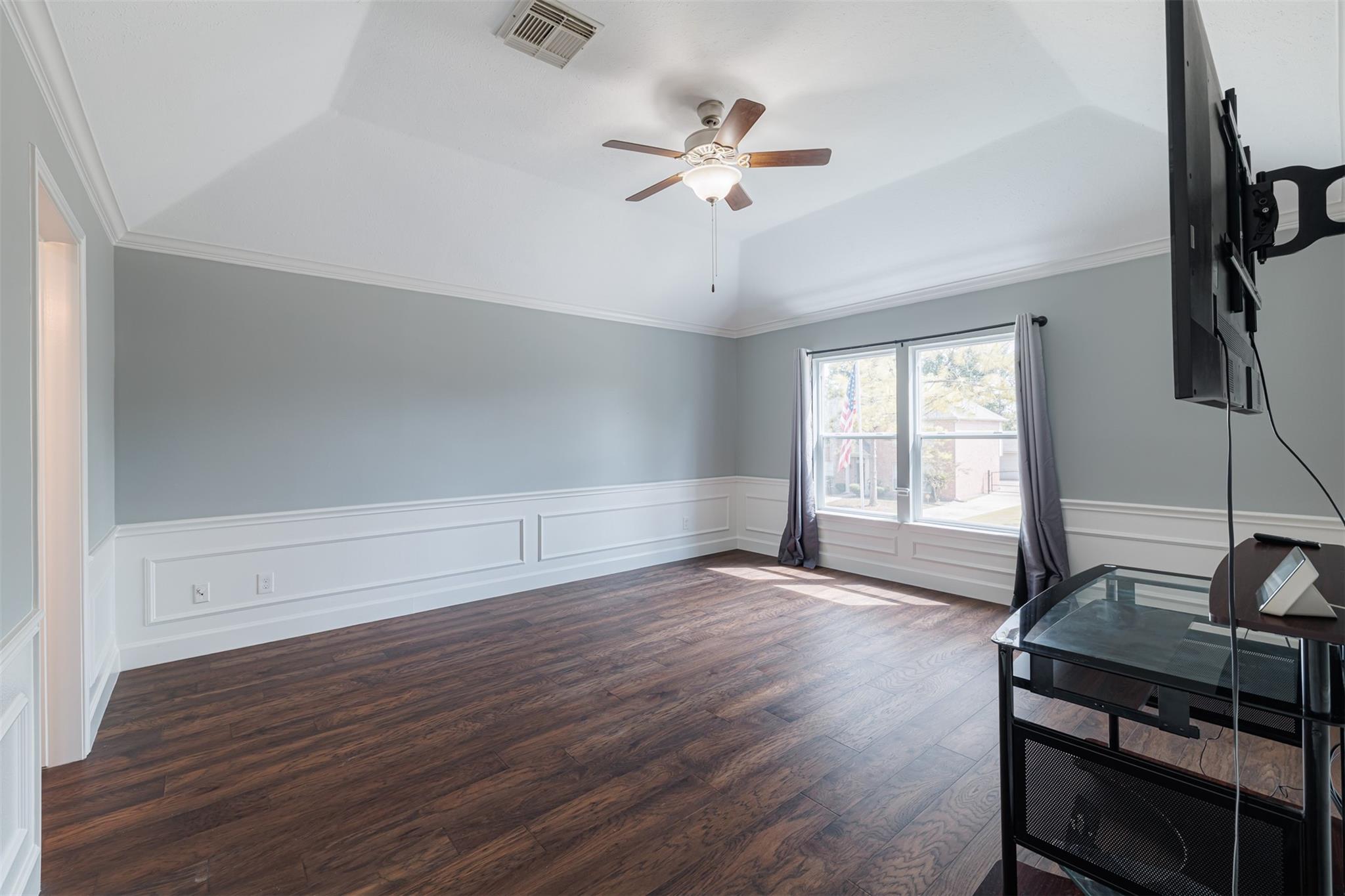2822 Manion Drive Property Photo 17