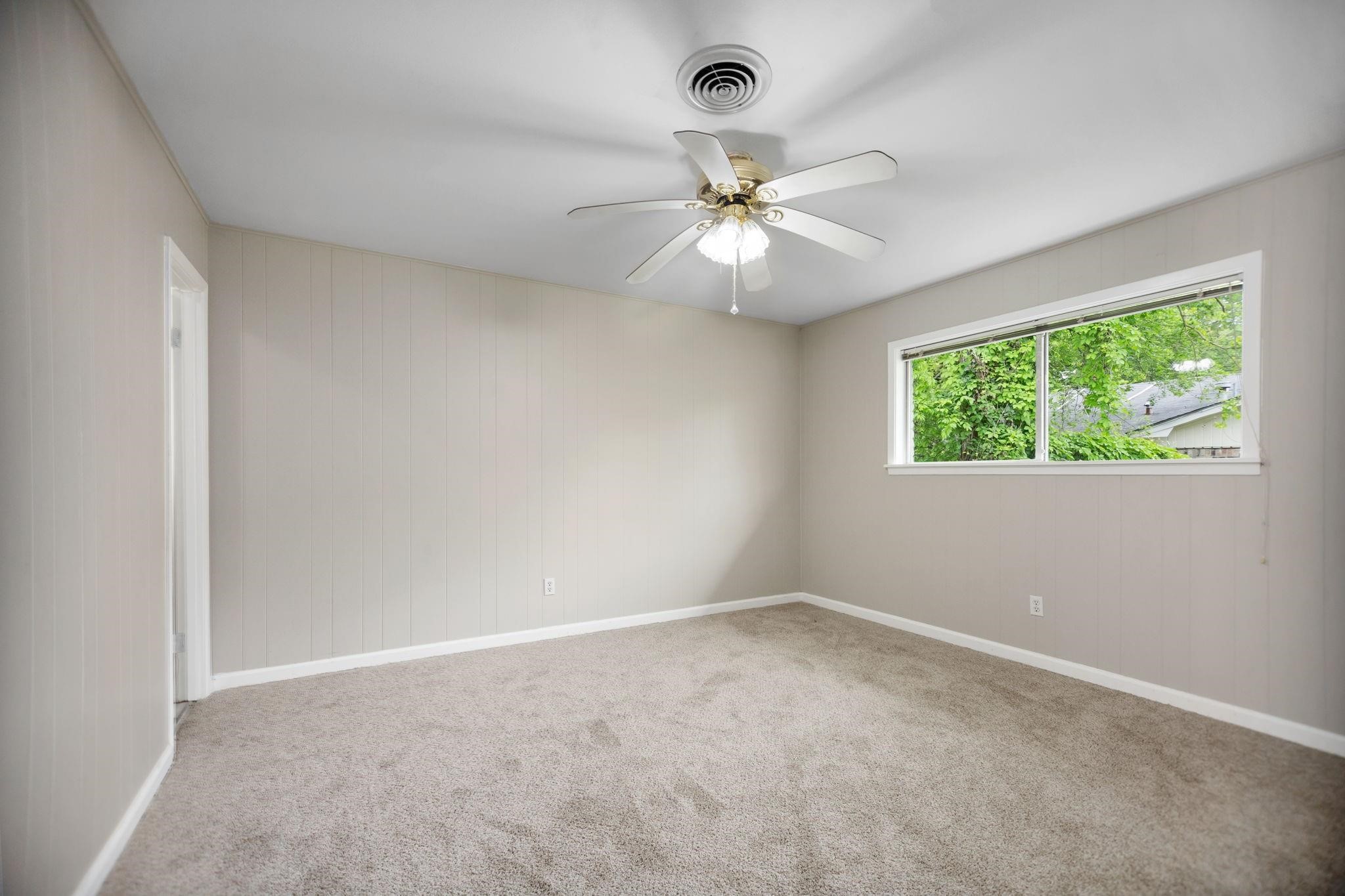 1105 Johnson Avenue Property Photo 18