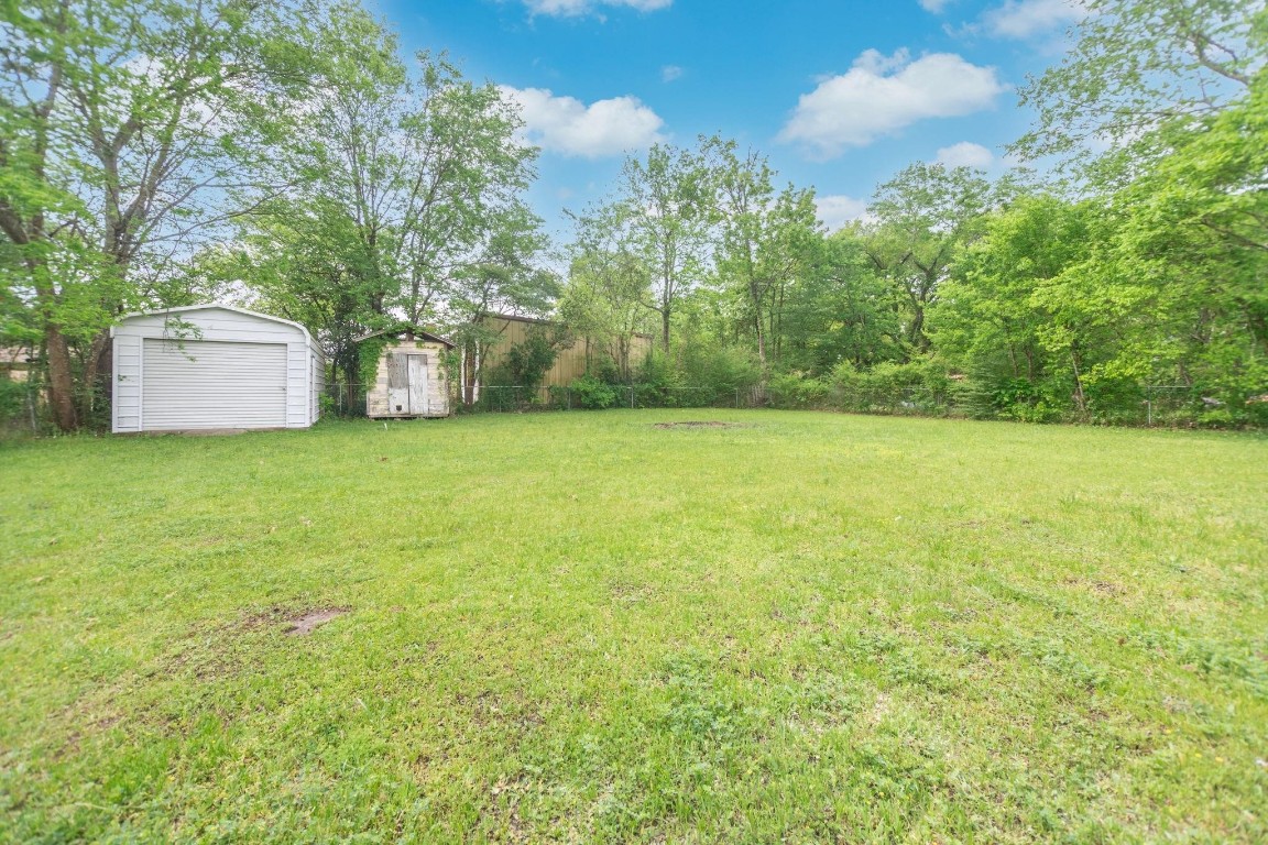 1105 Johnson Avenue Property Photo 26